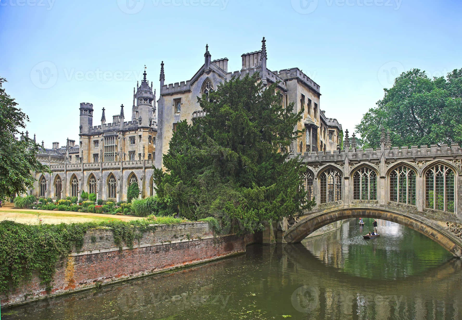 Cambridge University Bridge Of Sighs Long Shot Background