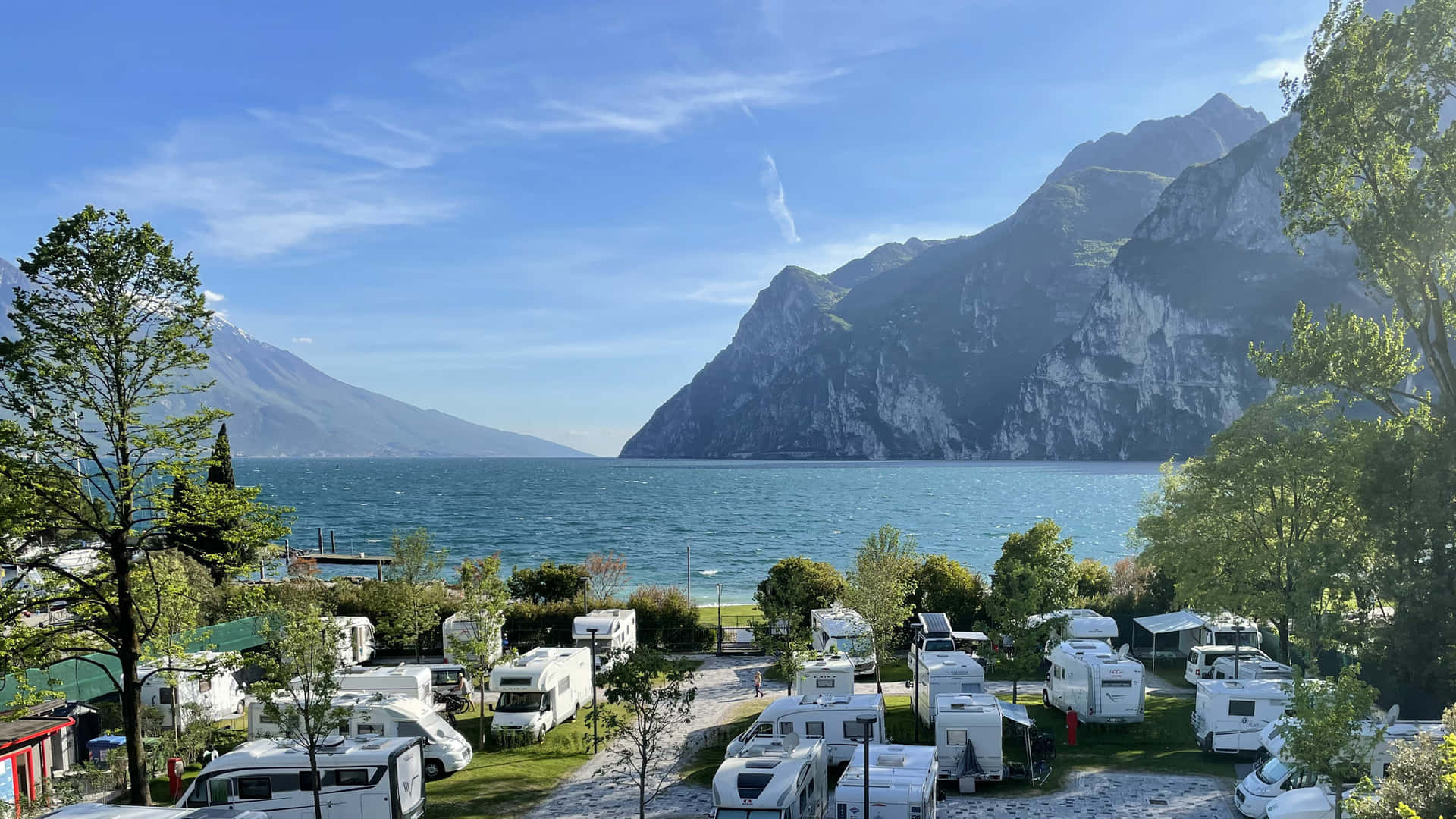 Camping Maroadi In Lago Di Garda Background