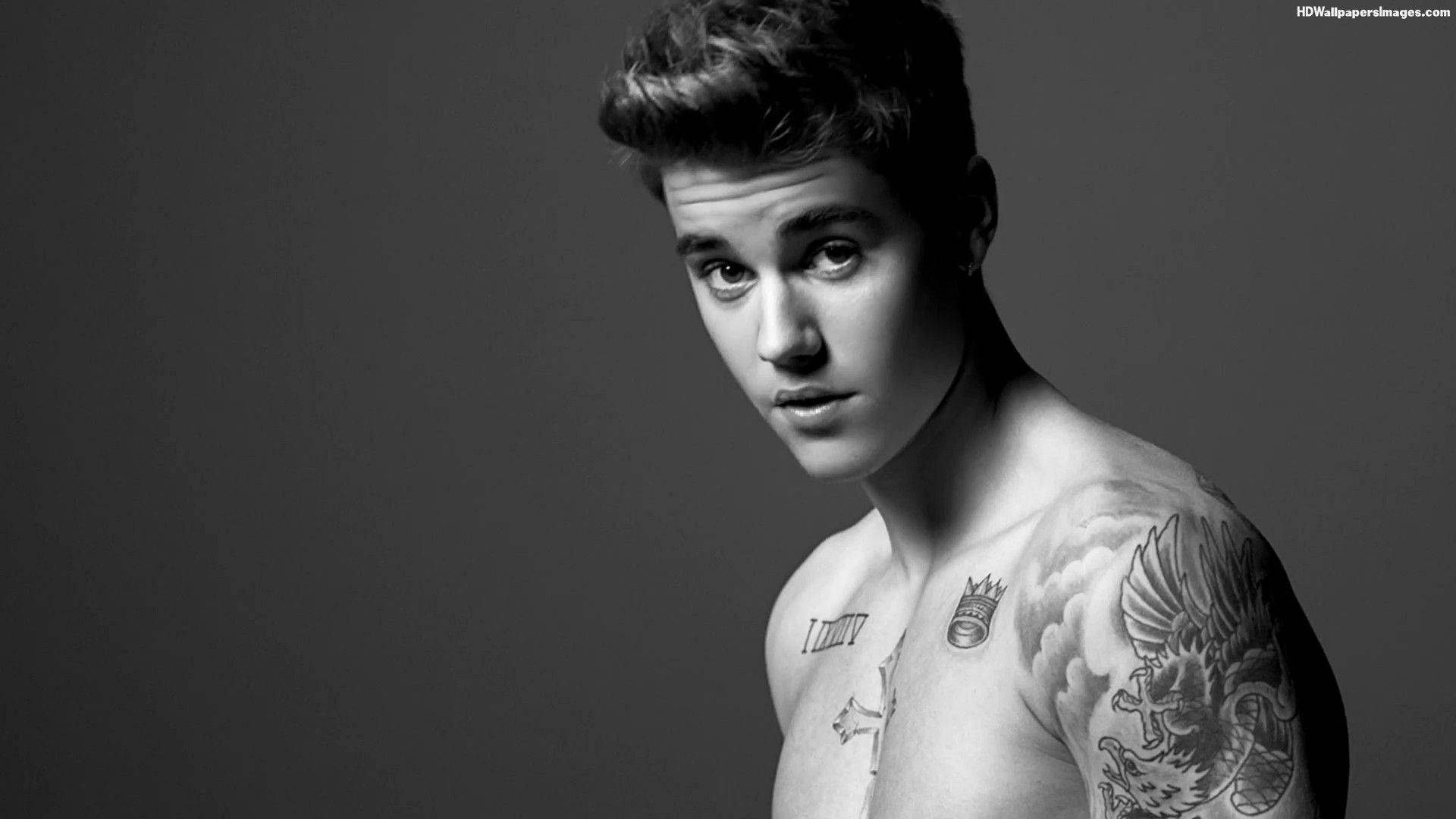 Canadian Pop Sensation Justin Bieber Background