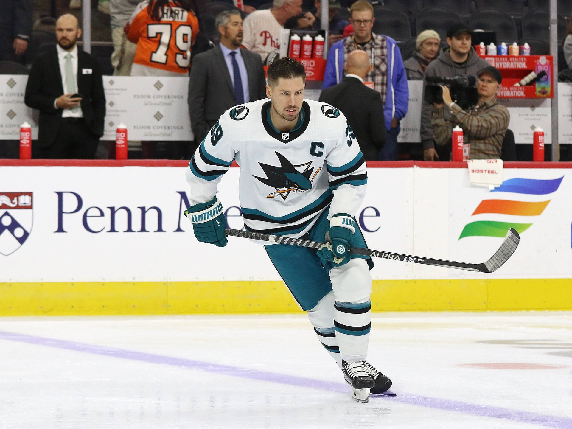 Canadian Professional Ice Hockey Center Logan Couture Background