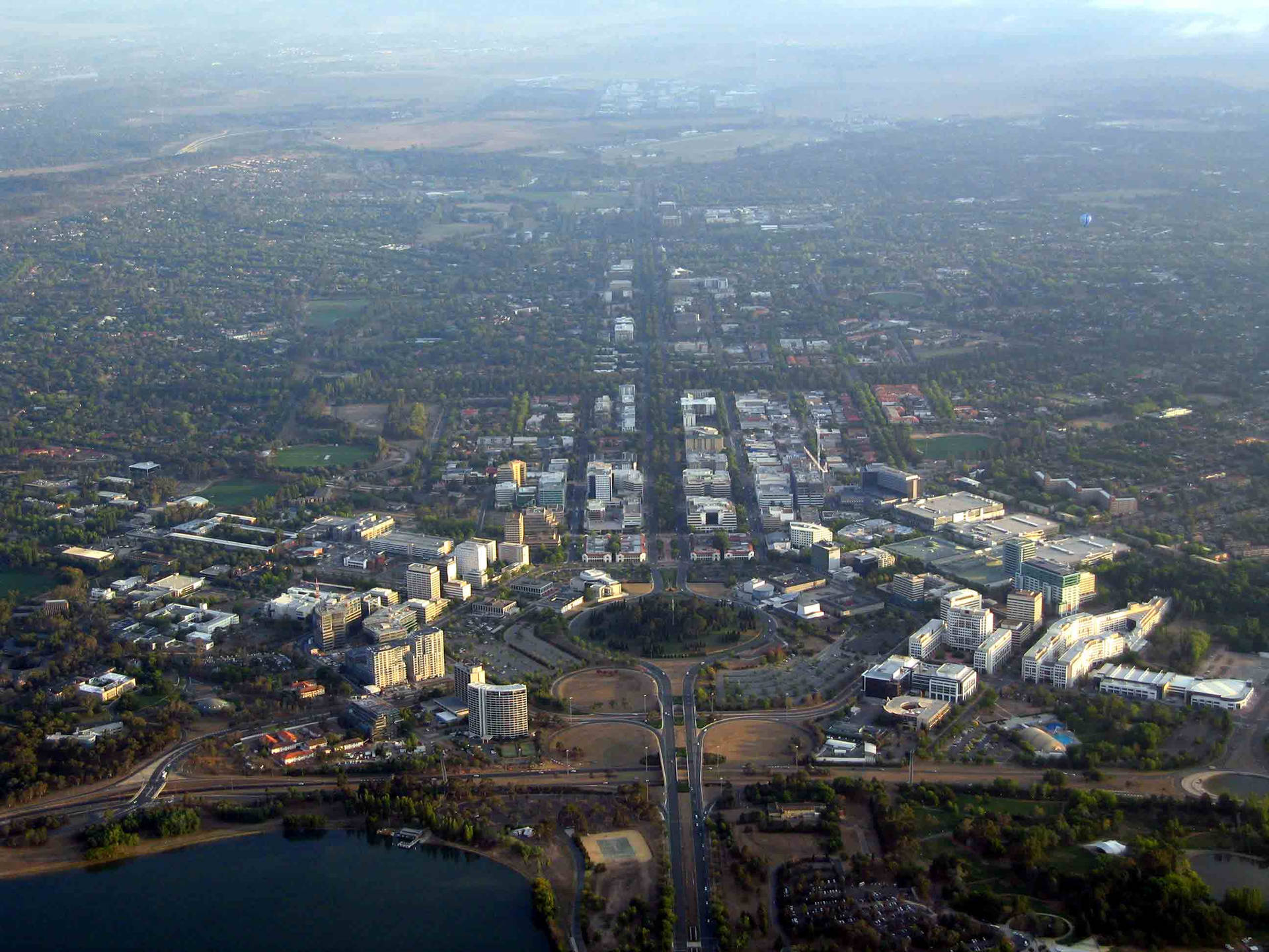 Canberra City Sprawl Background
