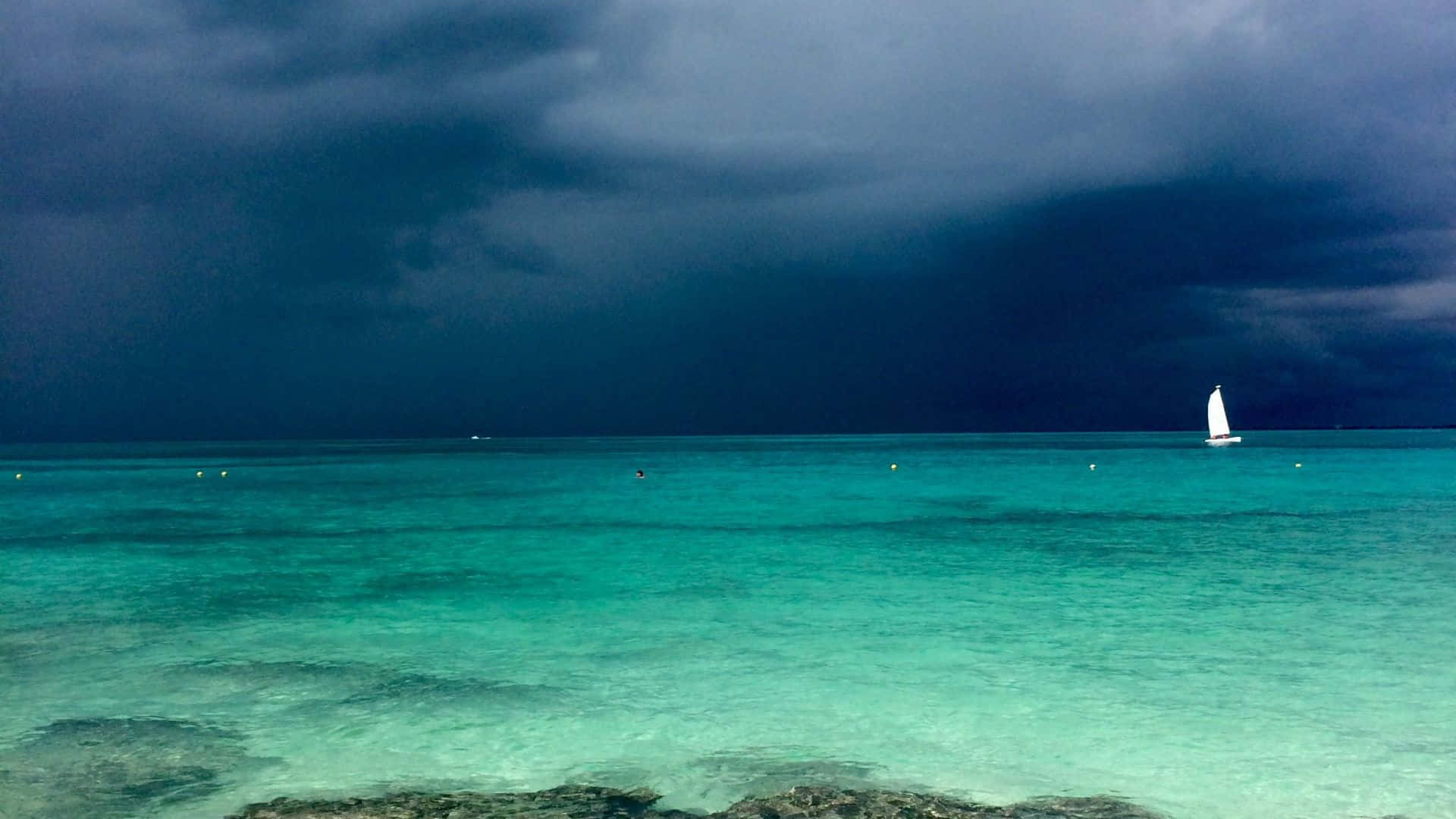 Cancún, Mexico Blue-green Ocean Background