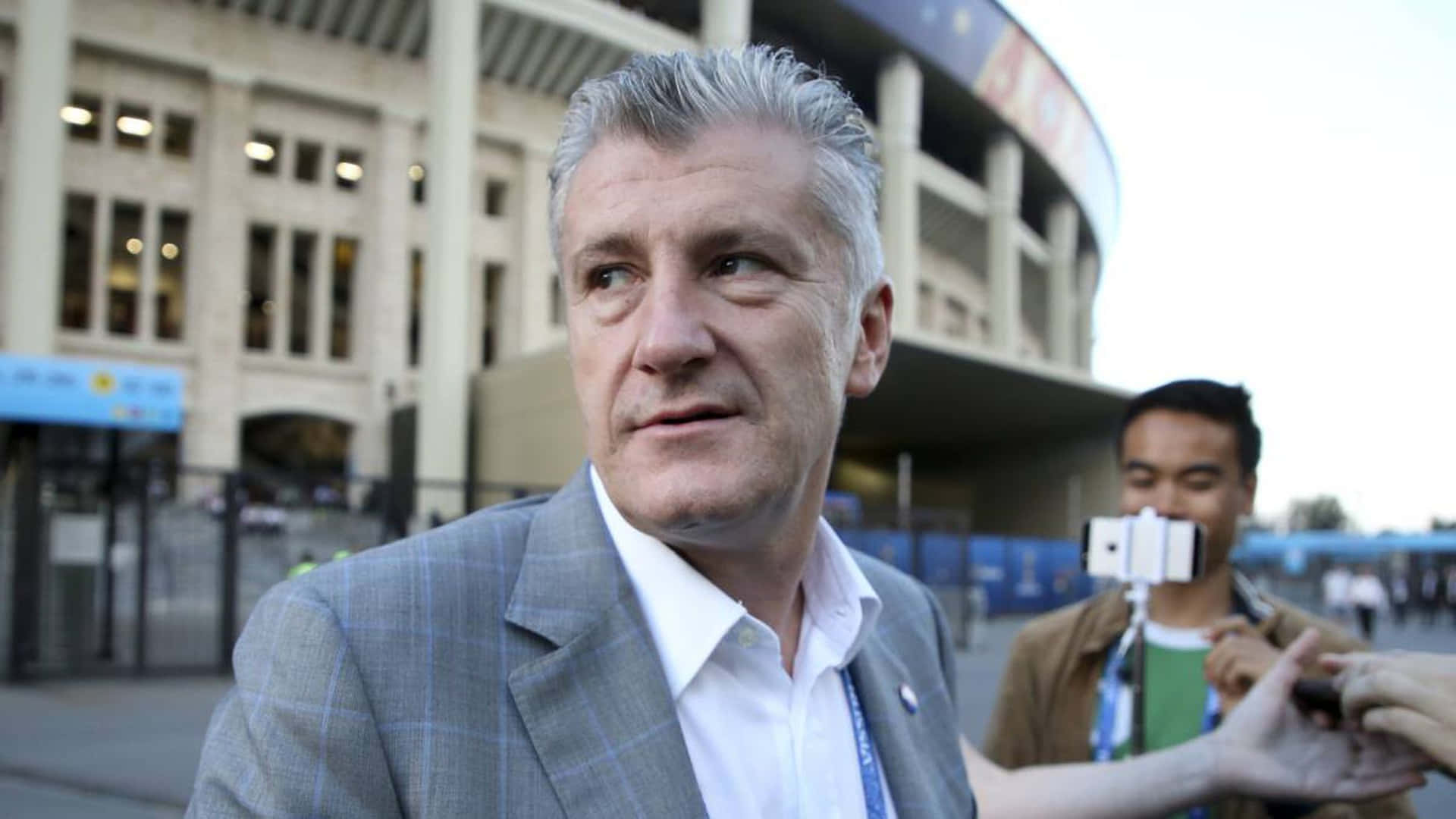 Candid Davor Suker Public Interview Background