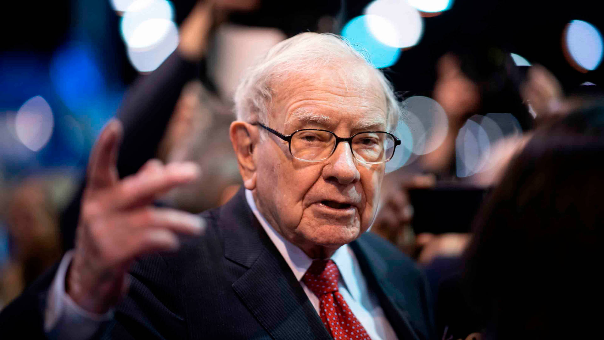 Candid Moment With Warren Buffett Background