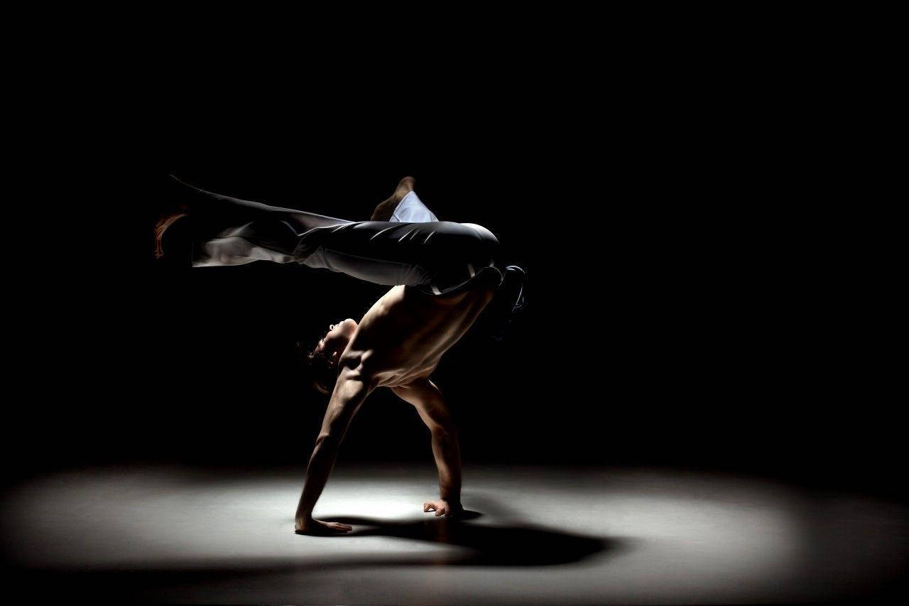 Capoeira Hand Stand