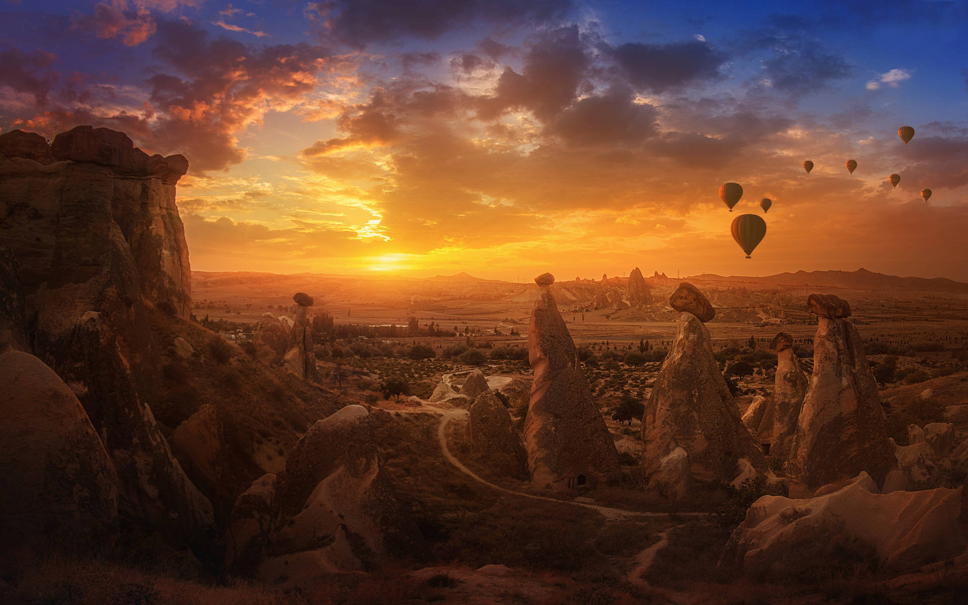 Cappadocia Fairy Chimneys Sunset Background