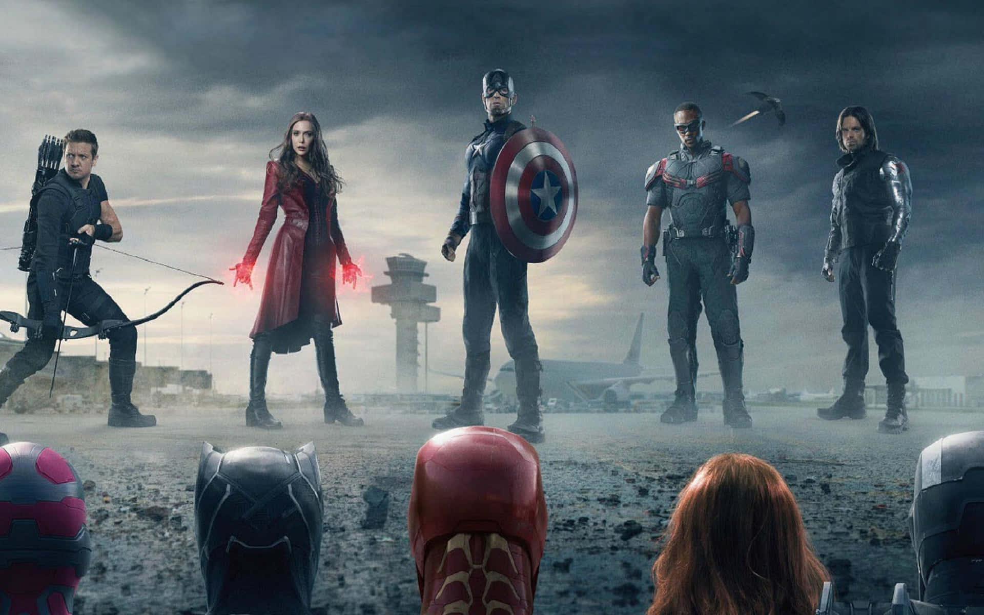 Captain America In Action With Dual Screen Screensavers Background