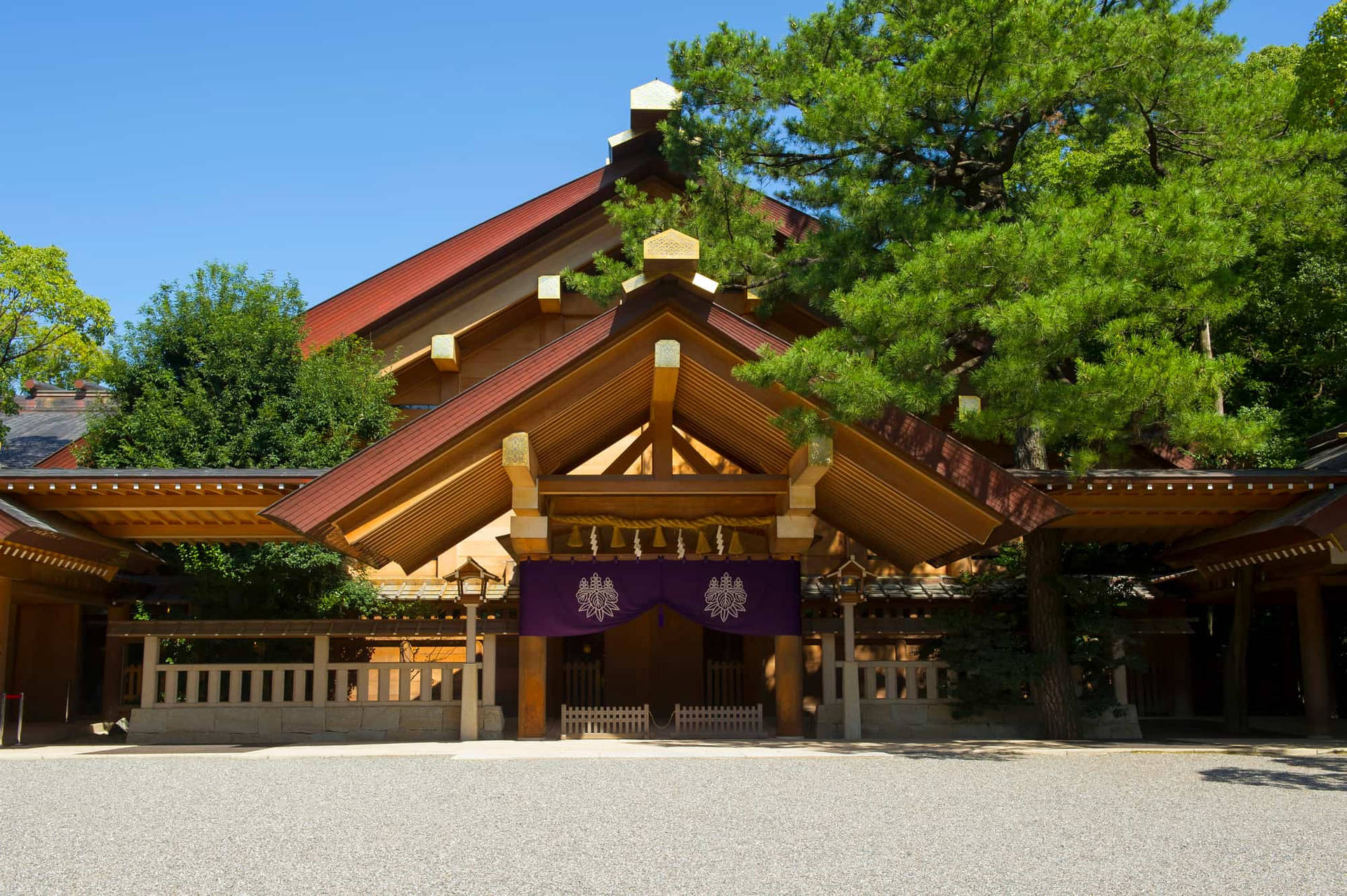 Caption: Atsuta Shrine, A Vibrant Display Of Culture In Nagoya