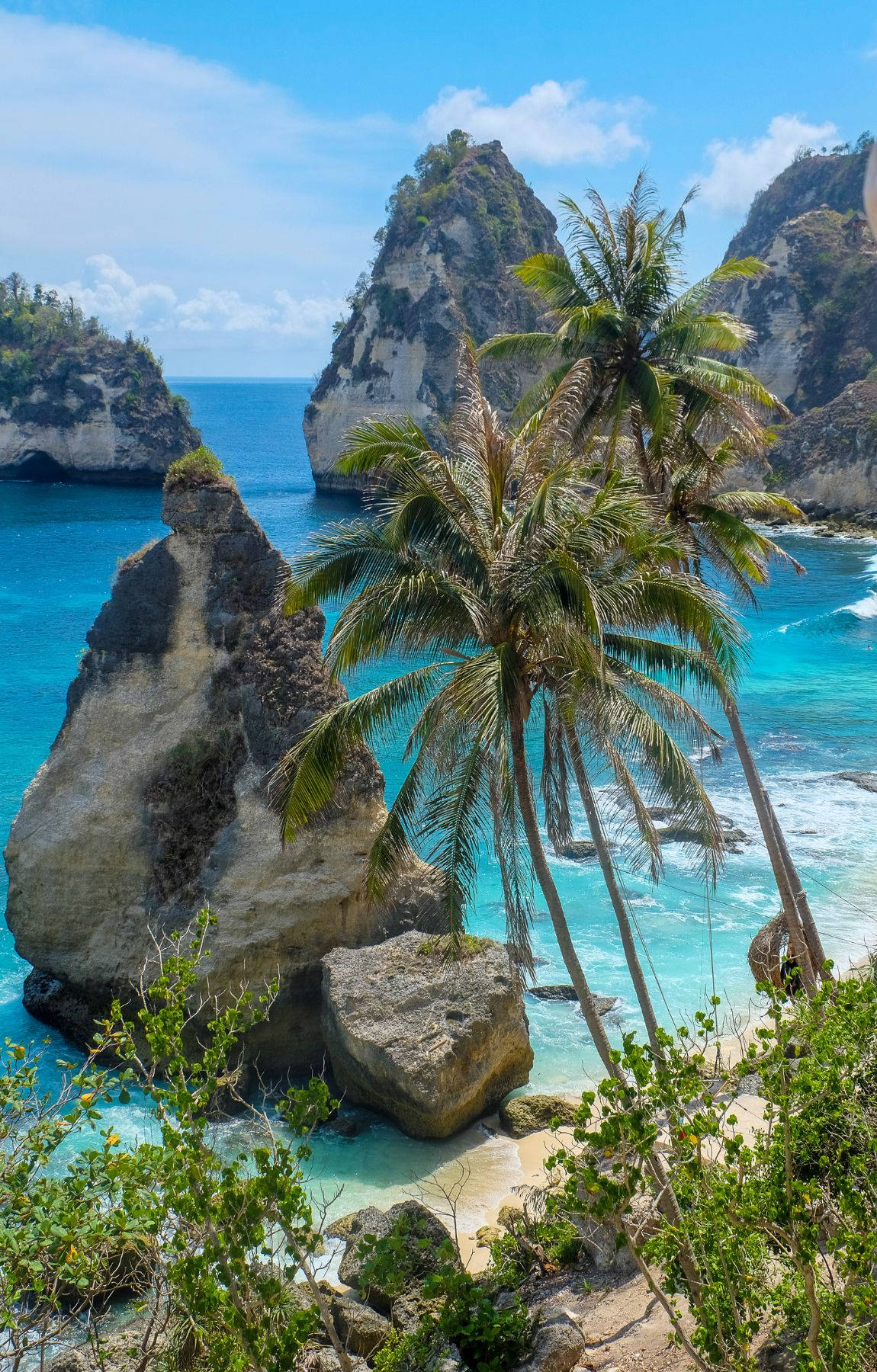 Caption: Atuh Beach, Bali's Hidden Paradise Background