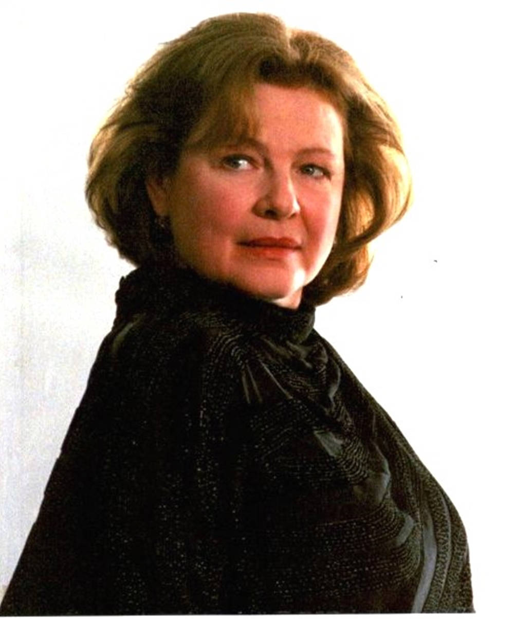 Caption: Award-winning Actress Dianne Wiest Background