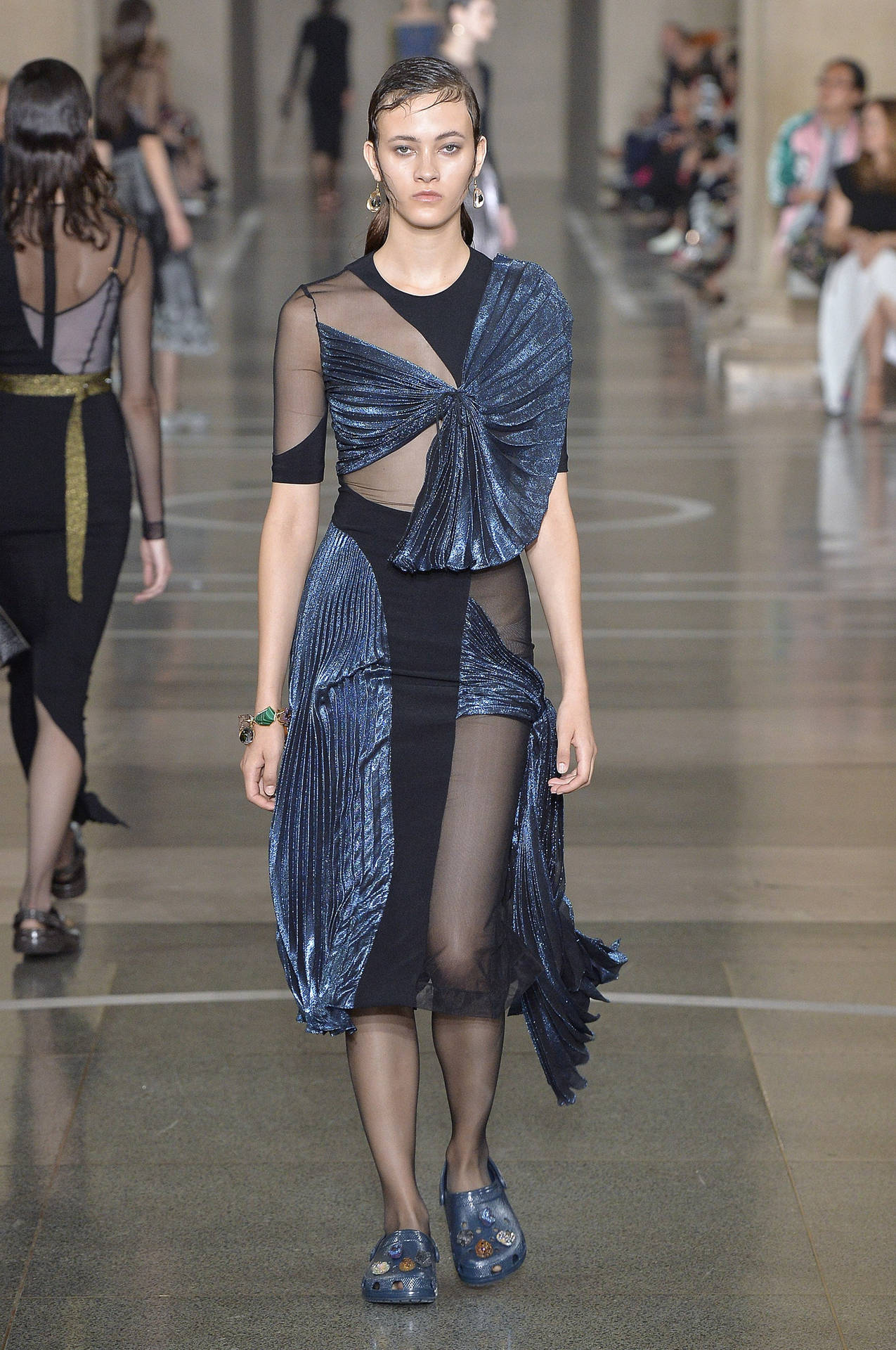 Caption: Christopher Kane's Exquisite Black And Blue Dress Background