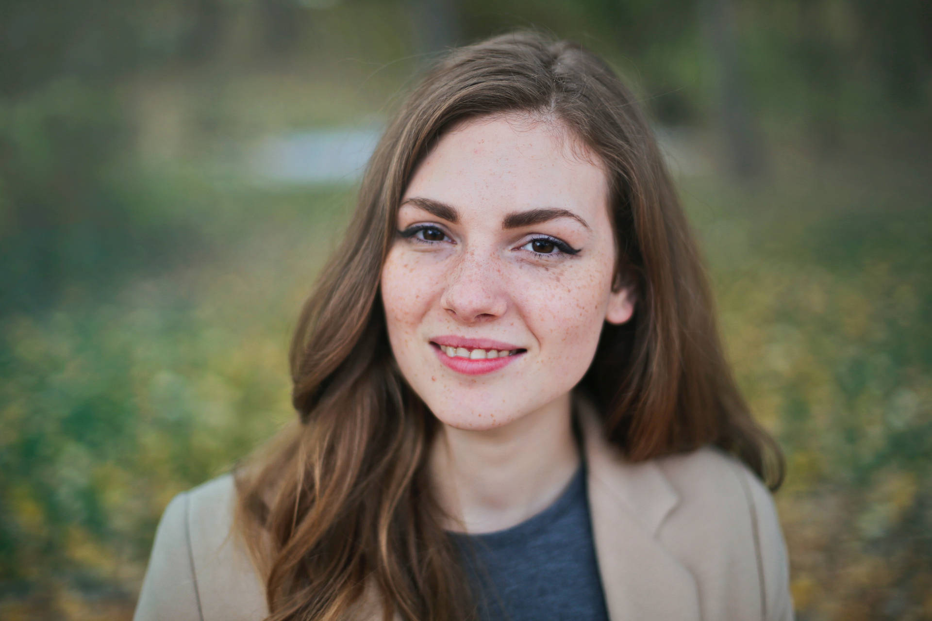 Caption: Confident Corporate Woman: A Headshot Background