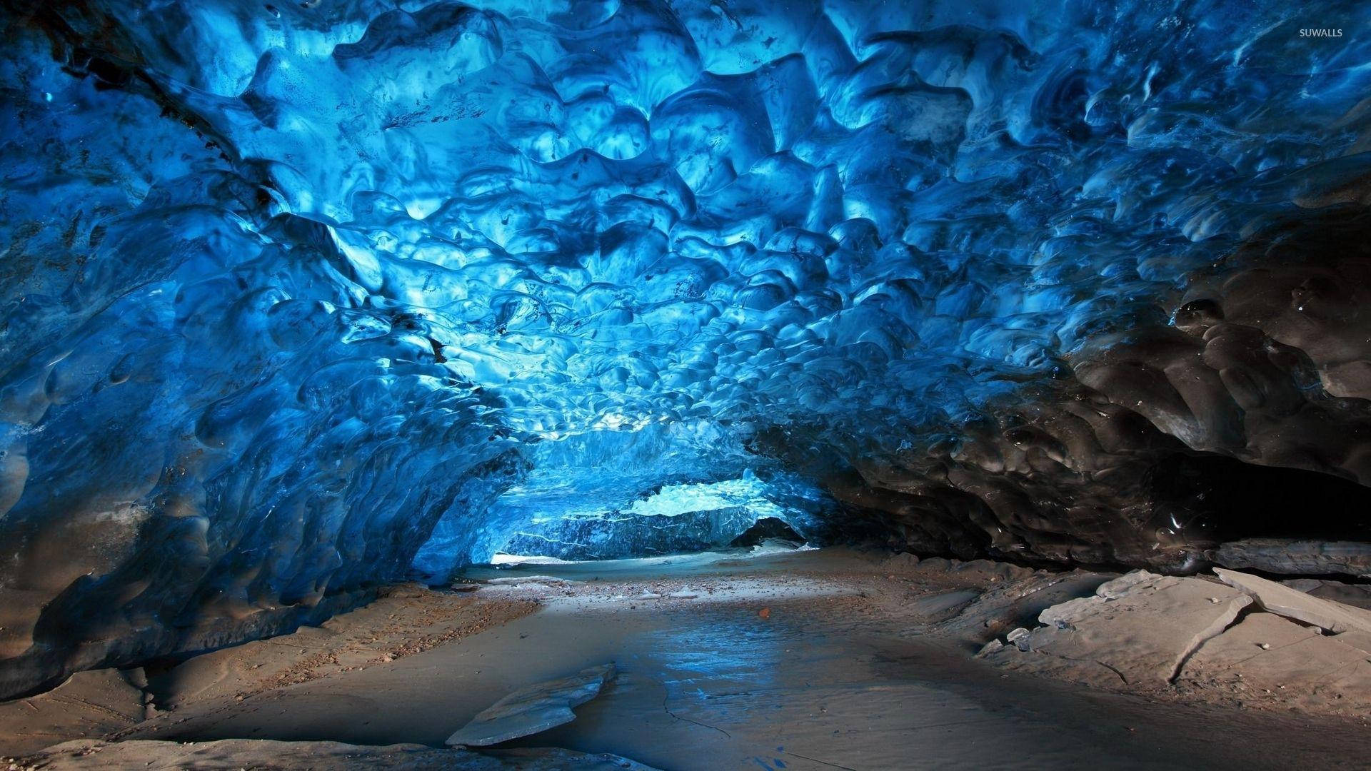 Caption: Enchanting Crystal Cave, Dominican Republic