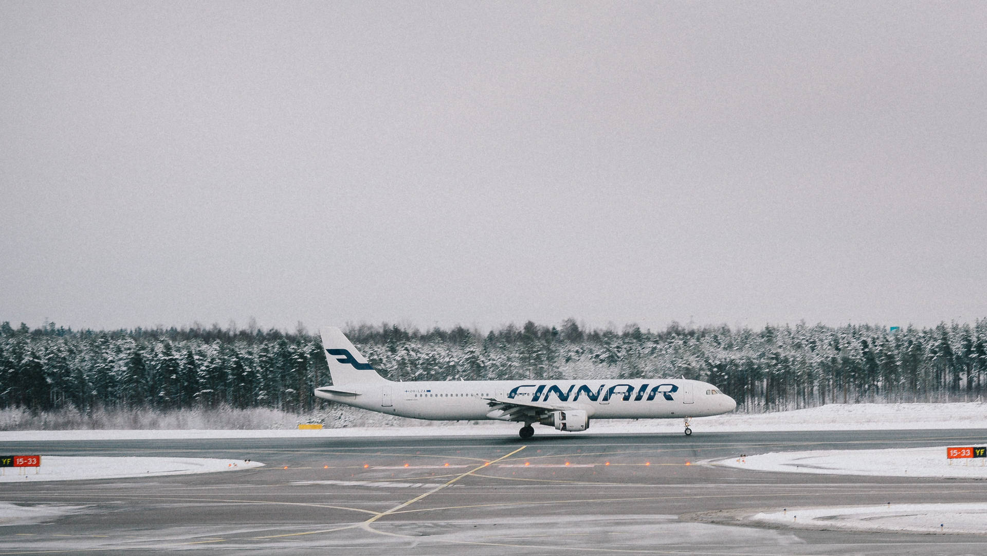 Caption: Finnair Aircraft Ready For Departure On Tarmac