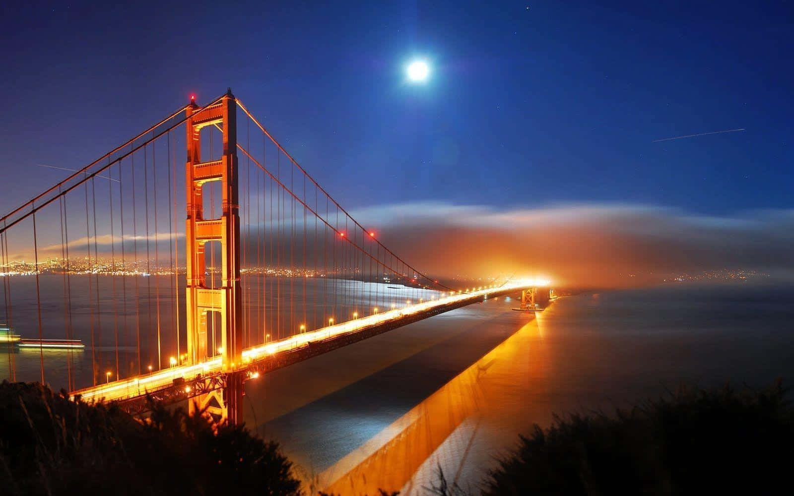 Caption: Iconic Historic Bridge In The Usa Background