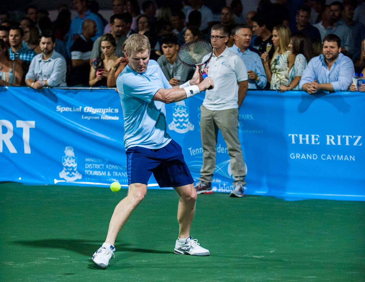 Caption: Jim Courier - An Icon Of Men's Tennis Background