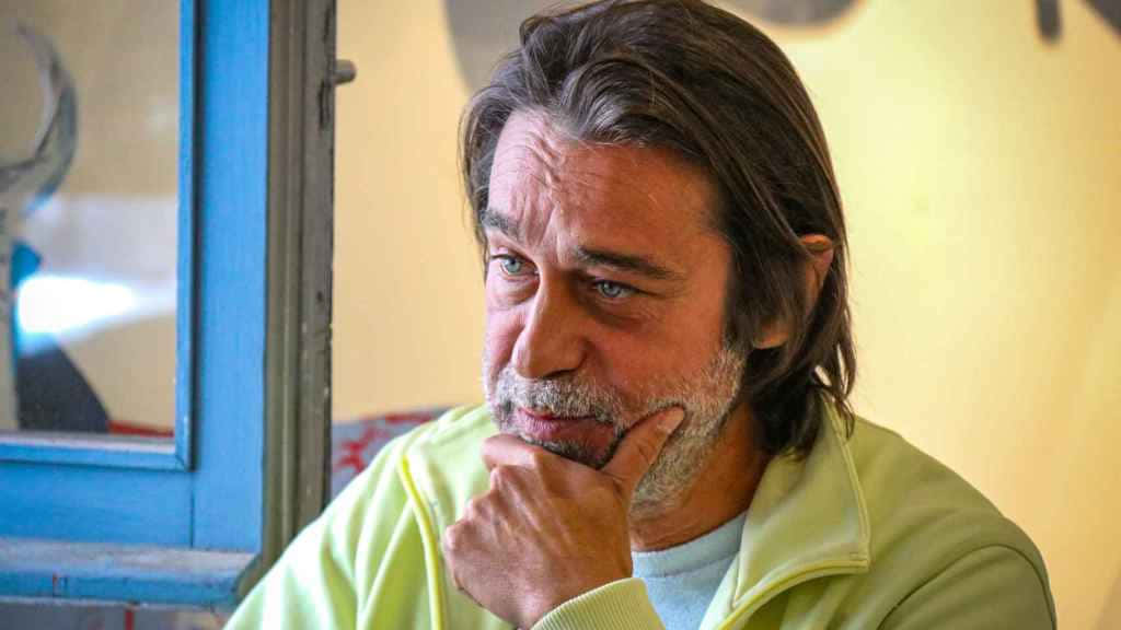 Caption: Jordi Mollà - The Prolific Spanish Actor Background