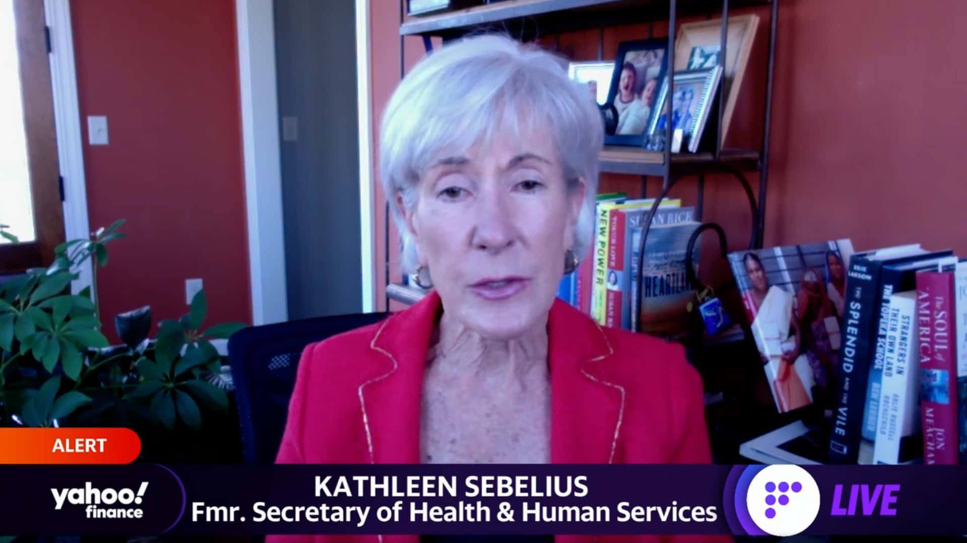 Caption: Kathleen Sebelius At An Important Event Background