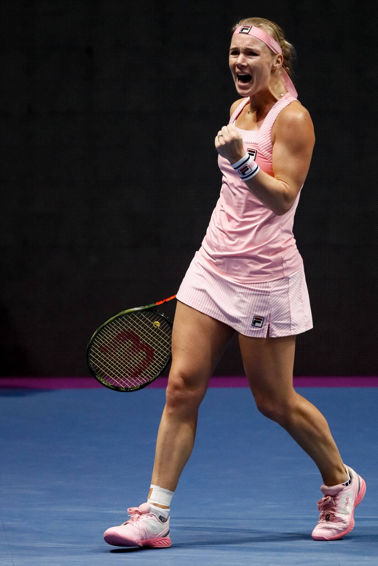 Caption: Kiki Bertens In Action Background