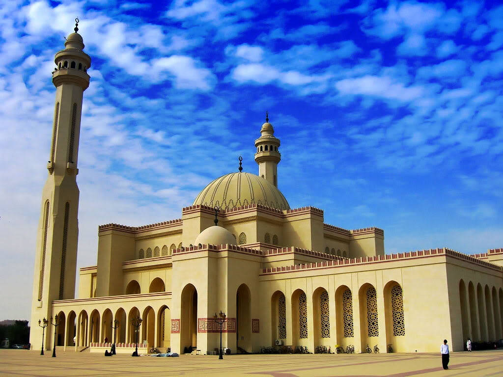 Caption: Majestic Beauty Of Islamic Architecture Background