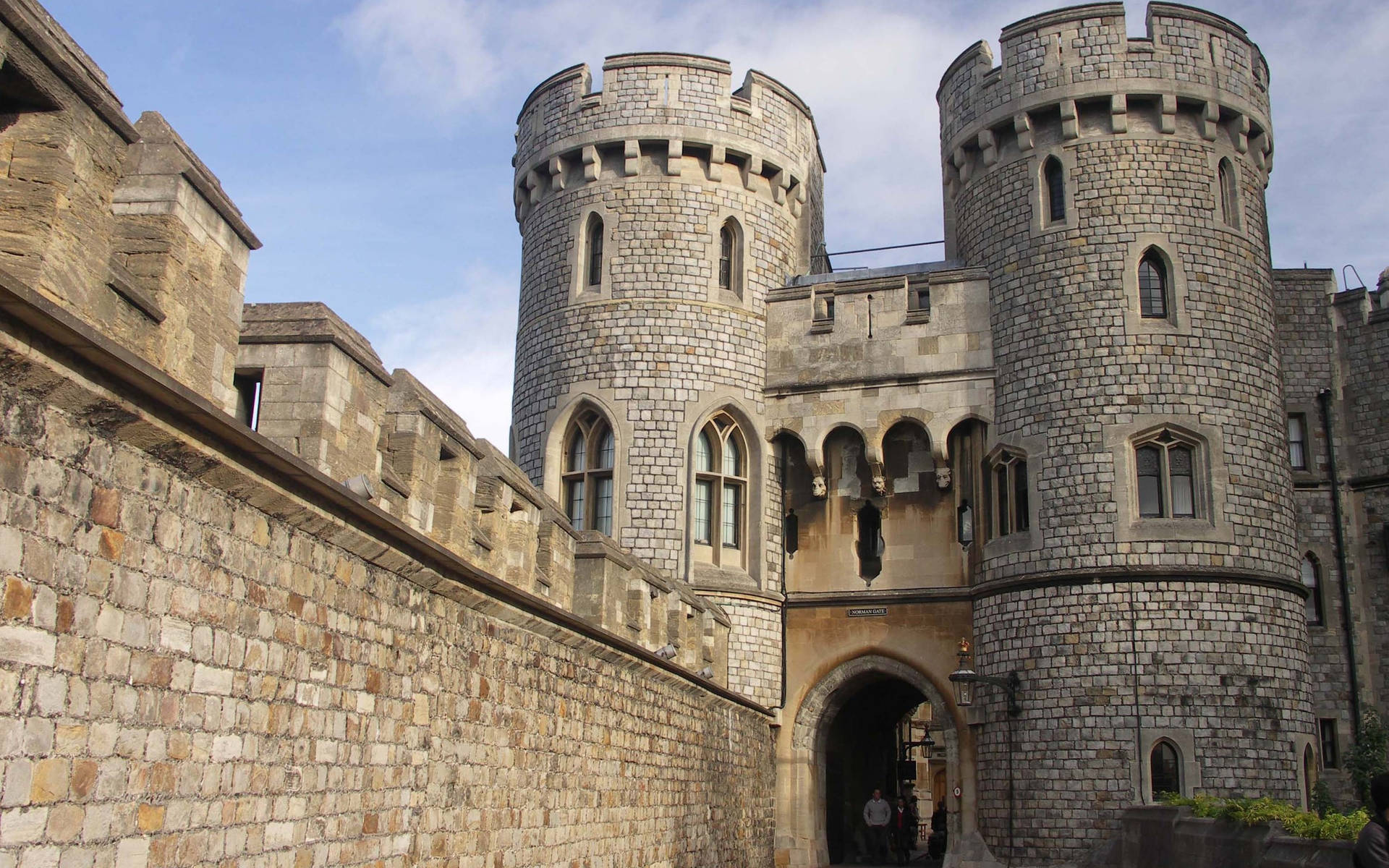 Caption: Majestic Beauty Of Windsor Castle Ramparts Background