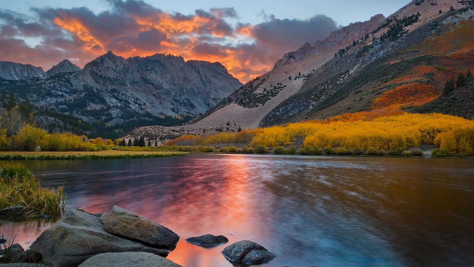 Caption: Majestic Mountain Landscape Of Bishop Canyon North Lake Background