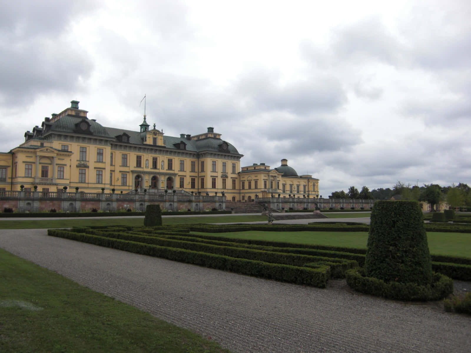 Caption: Majestic View Of Drottningholm Palace Background