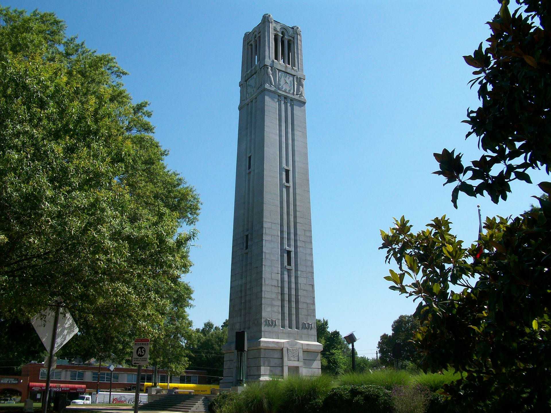 Caption: Majestic View Of The North Carolina State University's Memorial Bell Tower Background