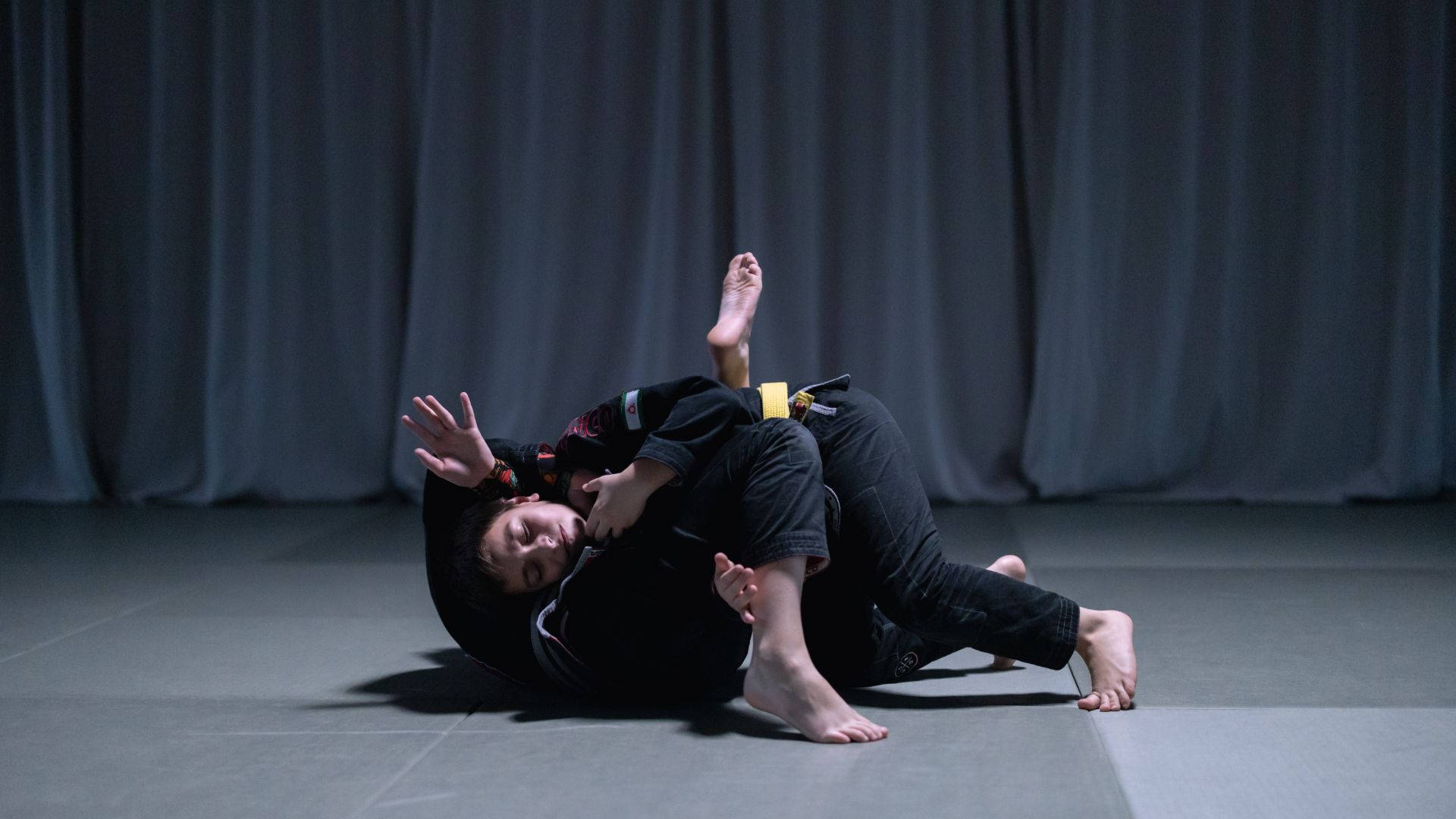 Caption: Mastering The Art Of Brazilian Jiu-jitsu Background