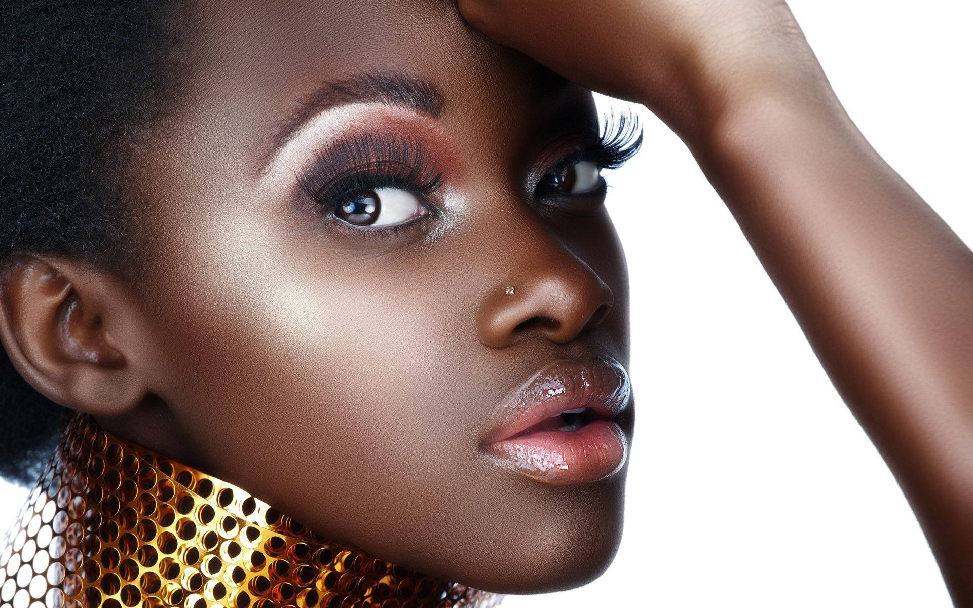 Caption: Panoramic Close-up Portrait Of A Stunningly Beautiful Black Woman Background