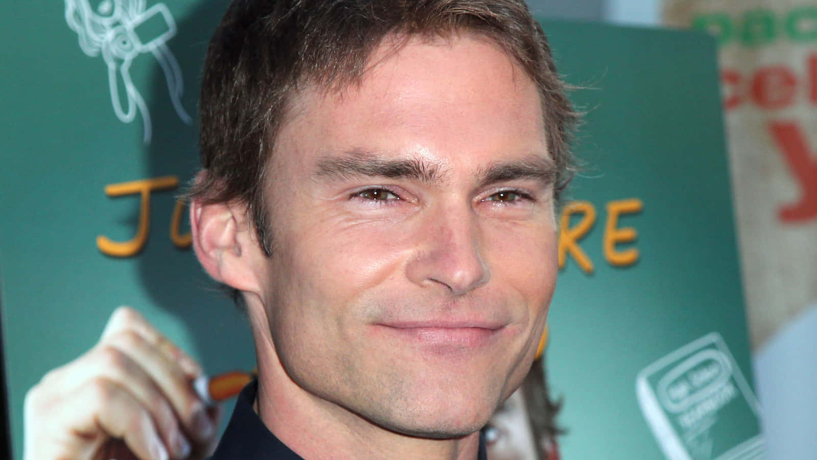 Caption: Portrait Of Hollywood Star, Seann William Scott - An Elegant Black And White Visual Feast Background