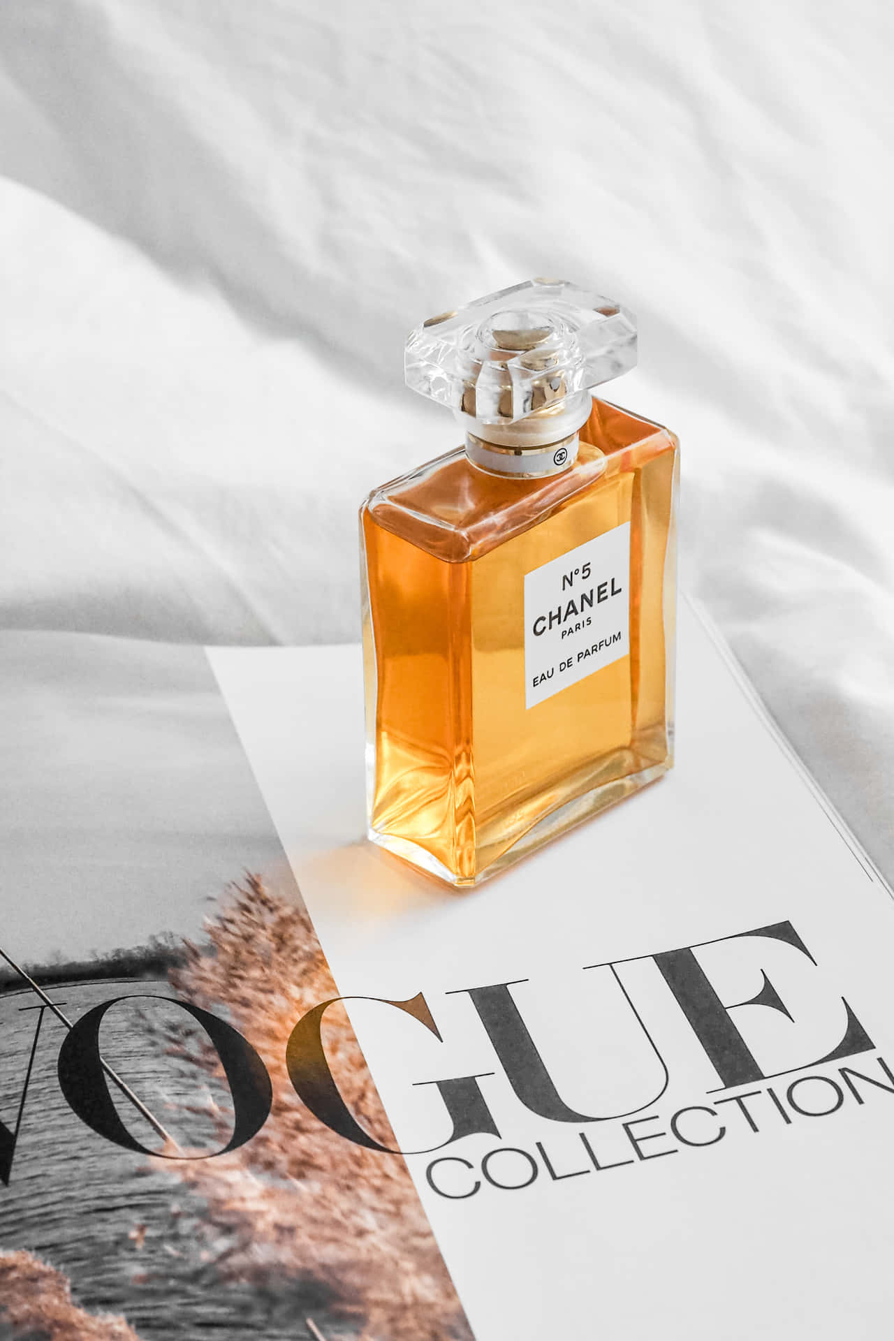 Vogue Logo Backgrounds