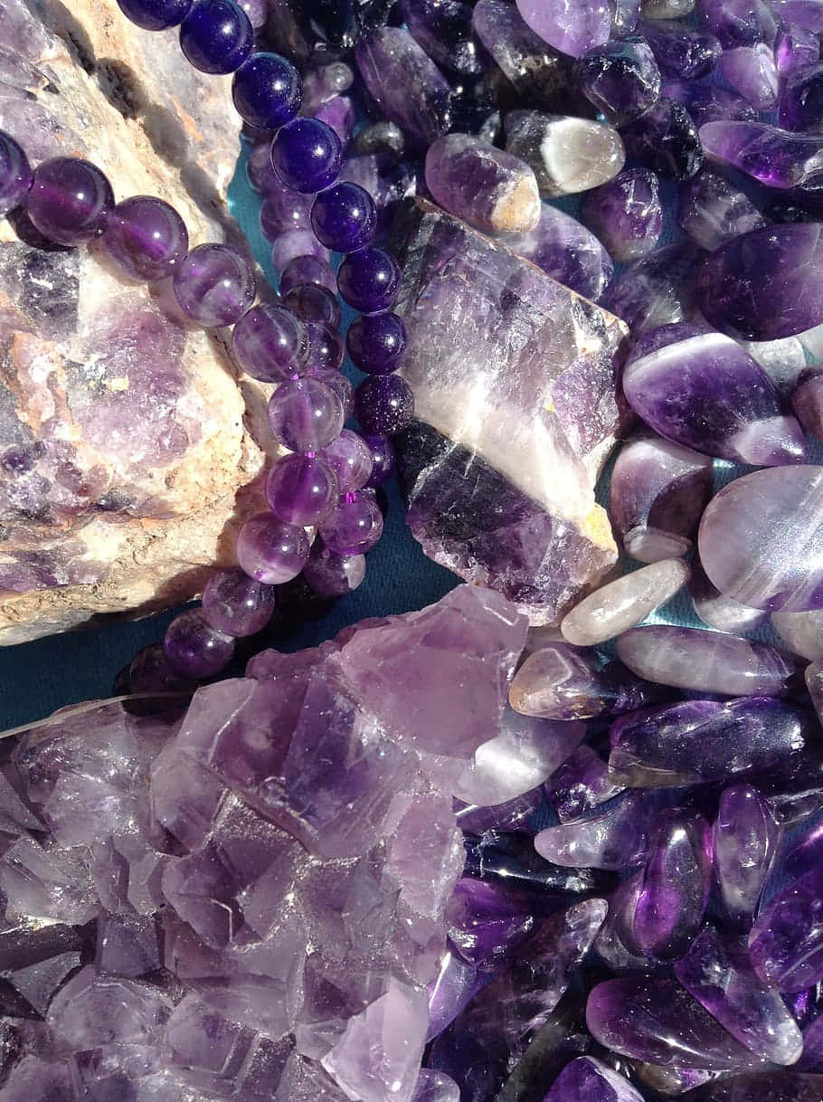 Caption: Sparkling Purple Gemstone Beads & Minerals