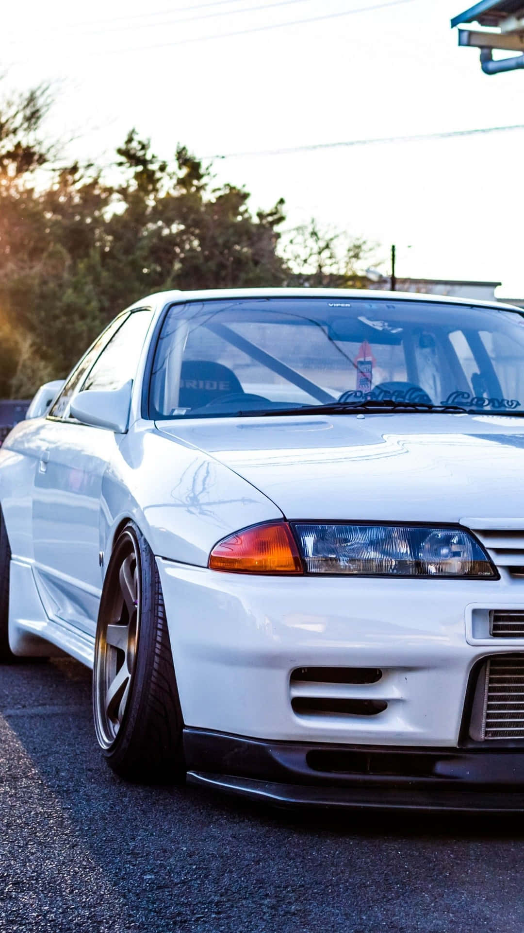 Caption: Striking Power – The Classic Nissan Skyline Background