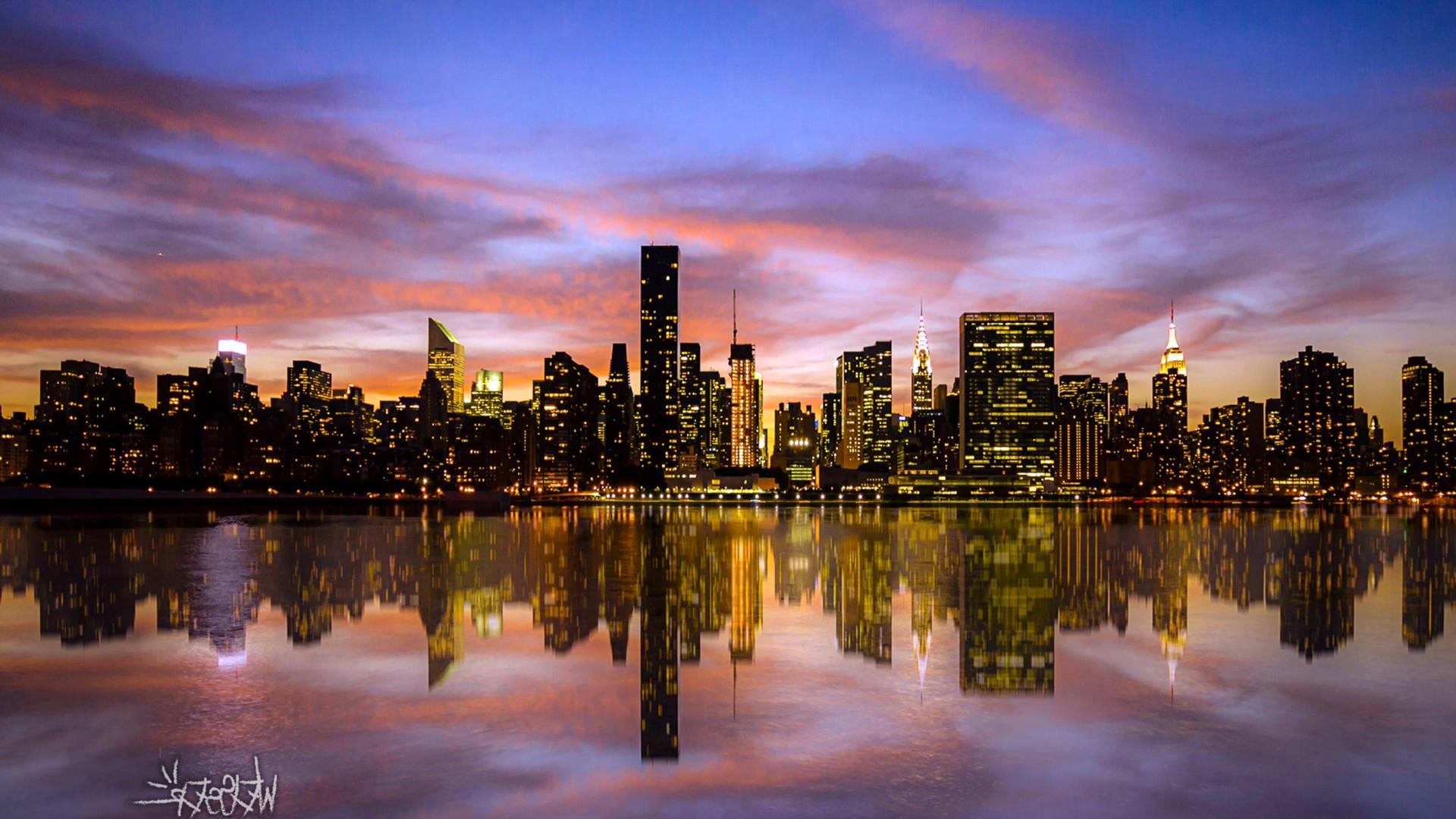 Caption: Stunning Skyline View Of Manhattan At Sunset