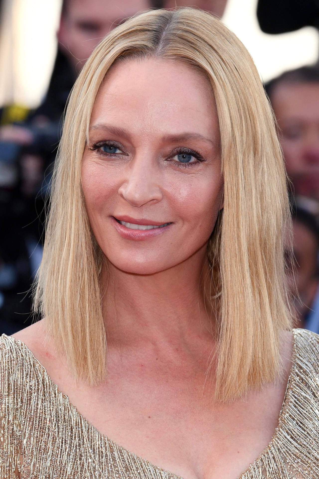 Caption: Uma Thurman Graceful Appearance At Cannes Film Festival 2017 Background