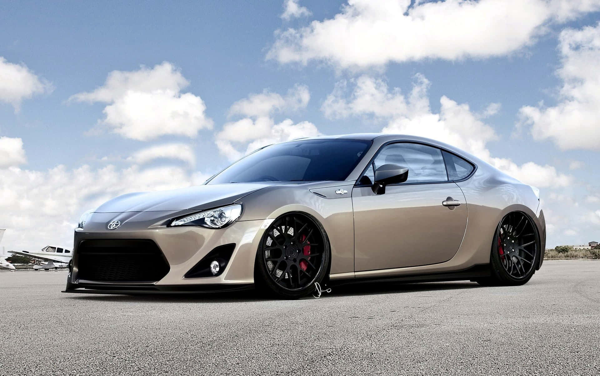 Captivating 4k View: Toyota 86 Immersed In The Twilight Background
