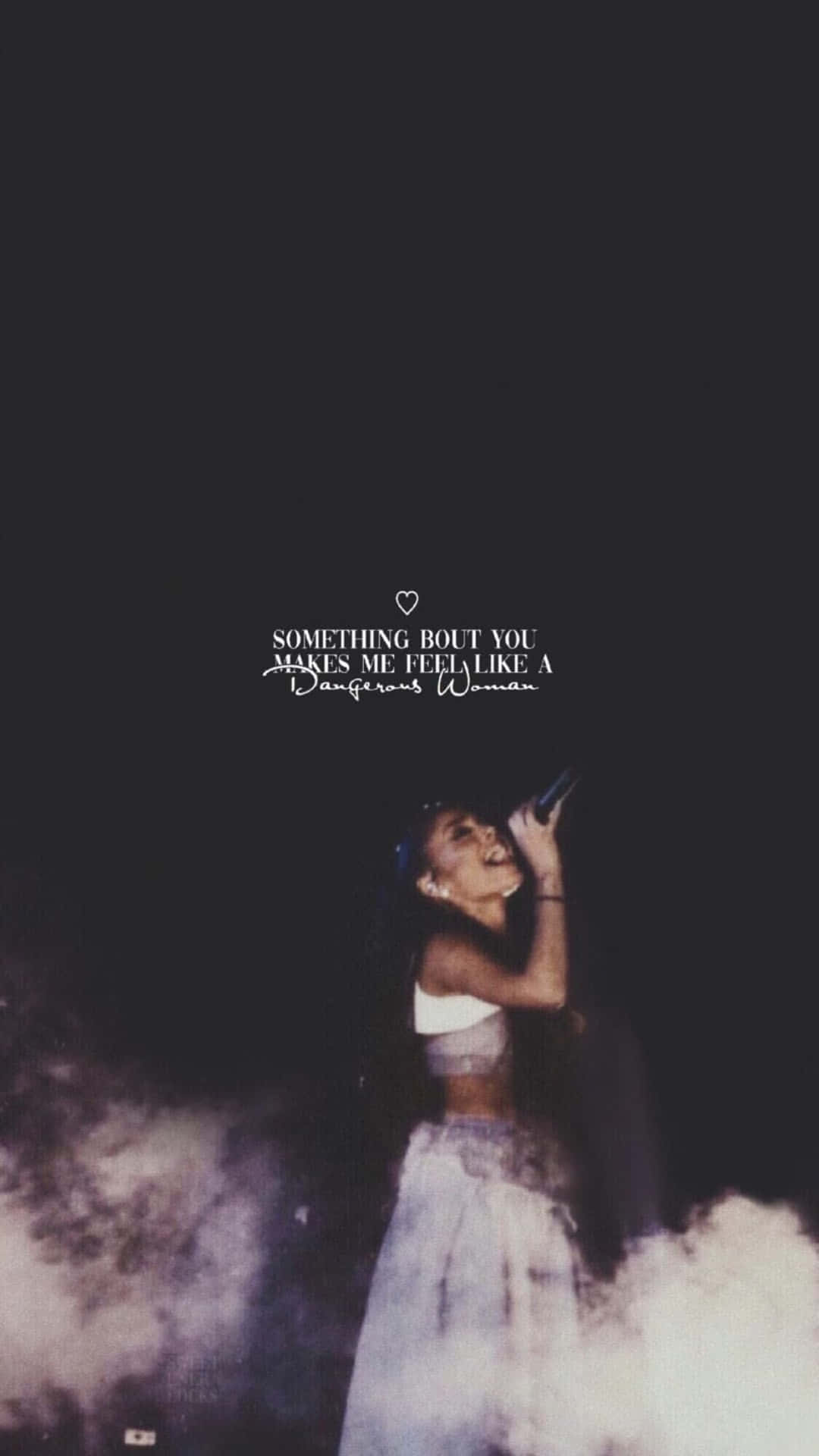 Captivating Aesthetic Ariana Grande Wallpaper Background