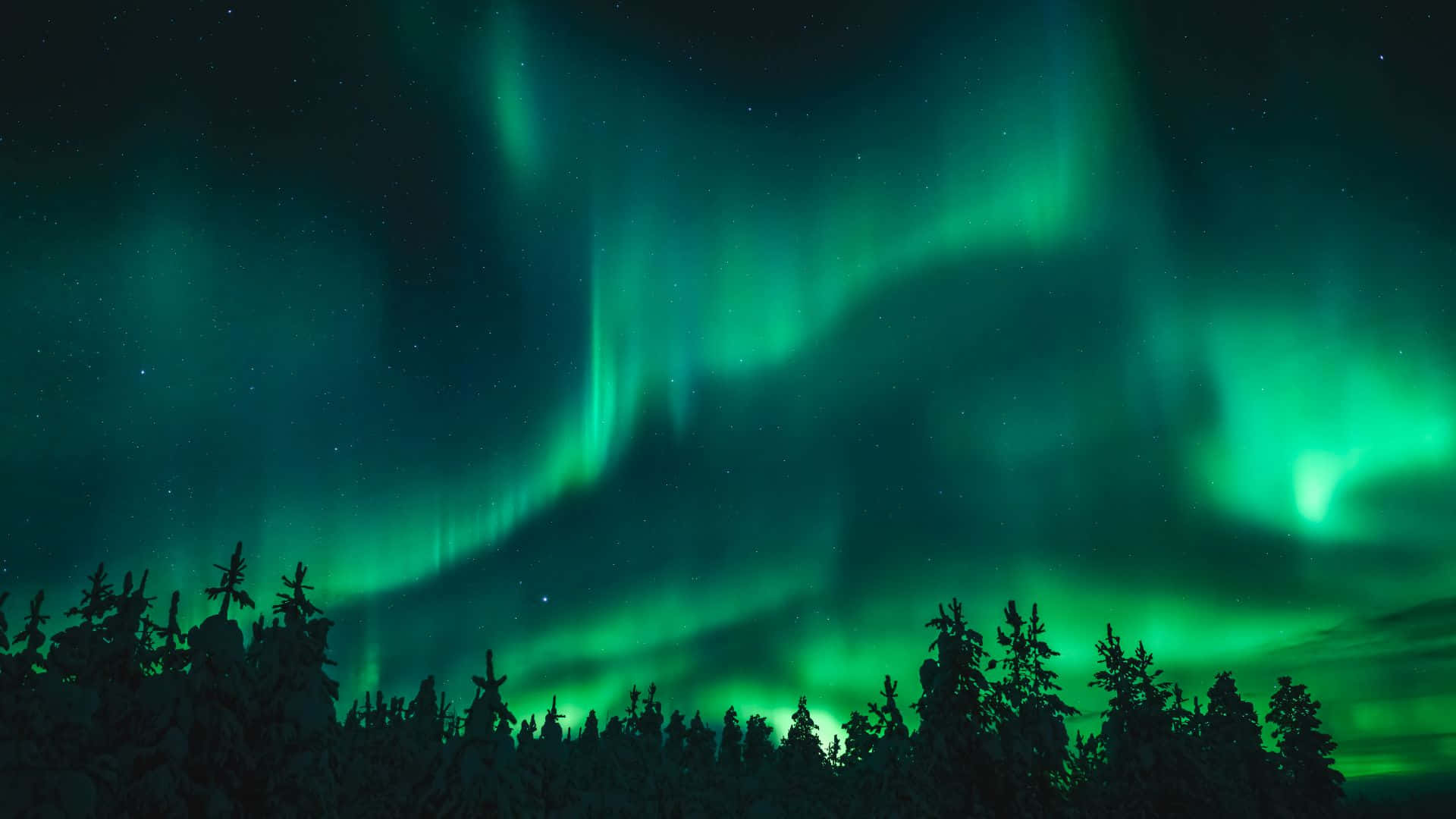 Captivating Aurora Borealis Reflection In Iceland Background