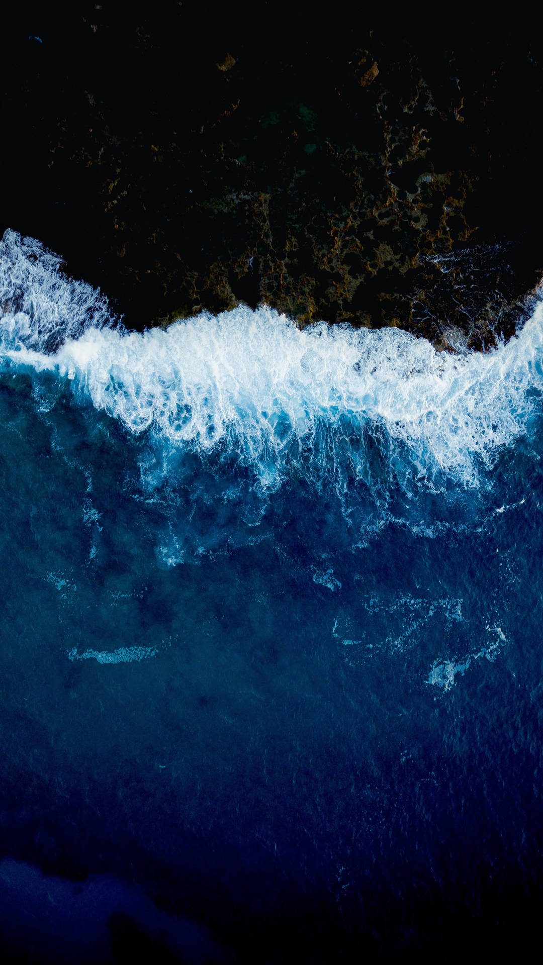 Captivating Beach Waves For Iphone Wallpaper Background