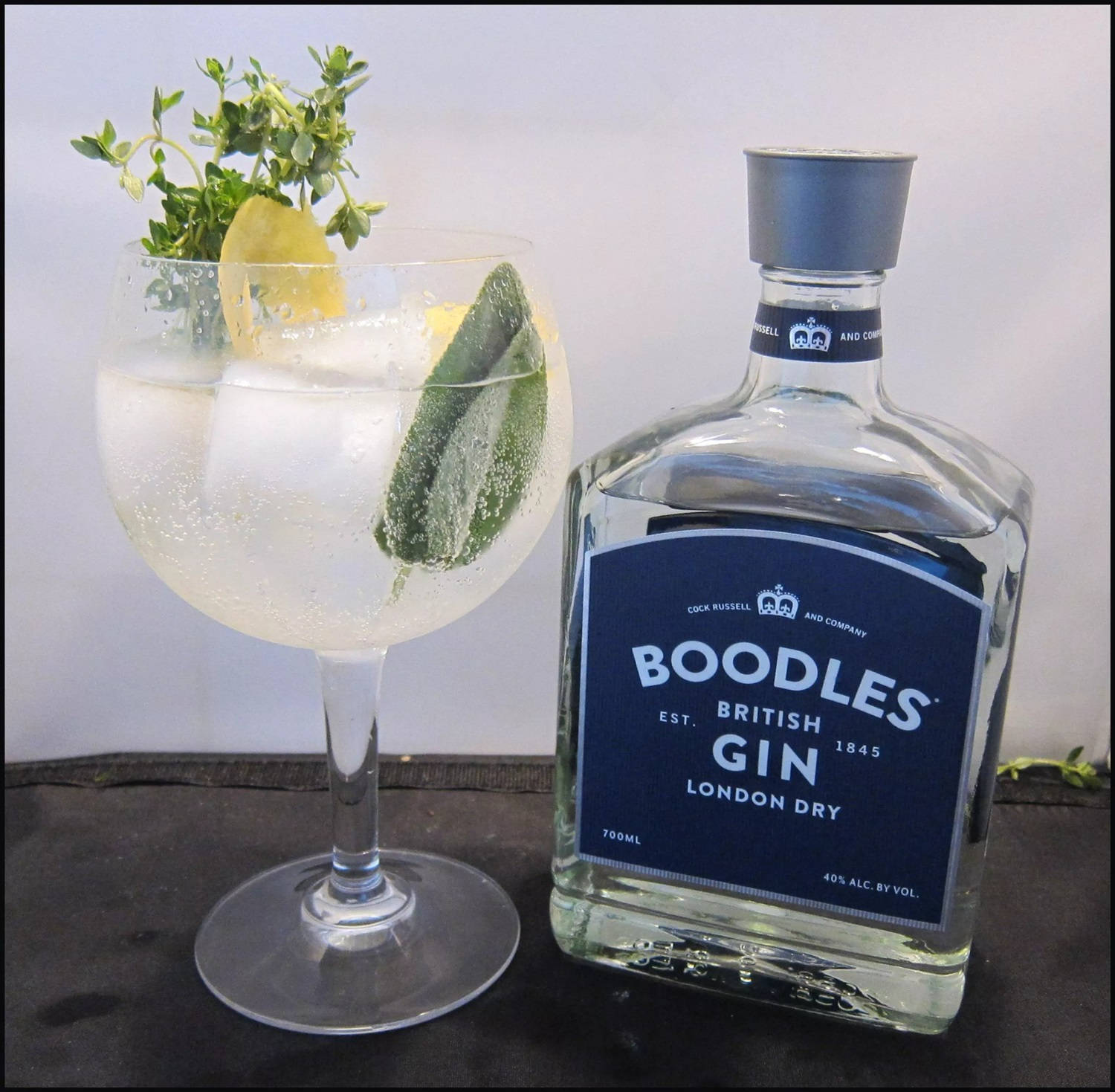 Captivating Boodles Gin And Tonic Cocktail Background