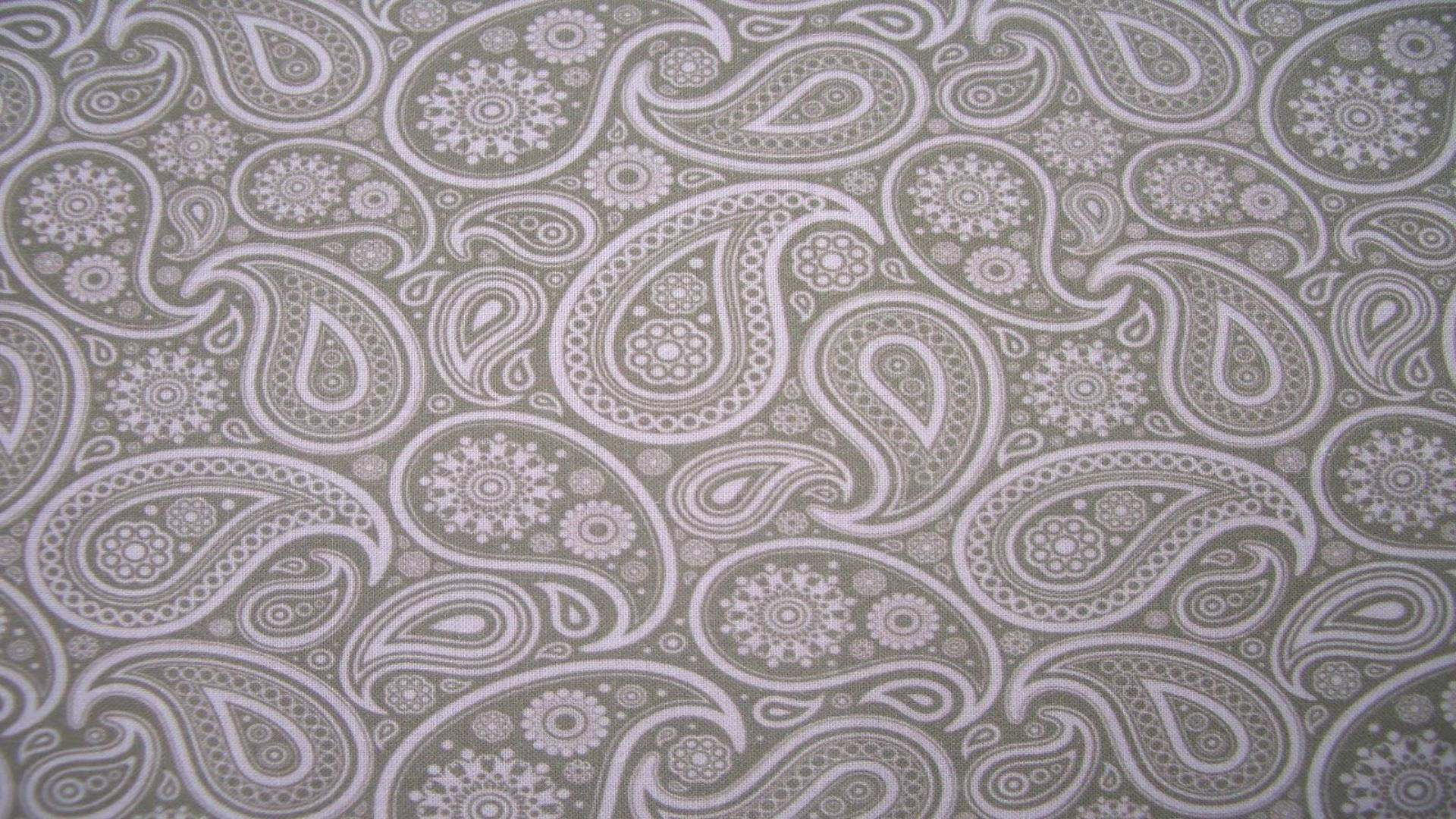 Captivating Grey Paisley Pattern Background