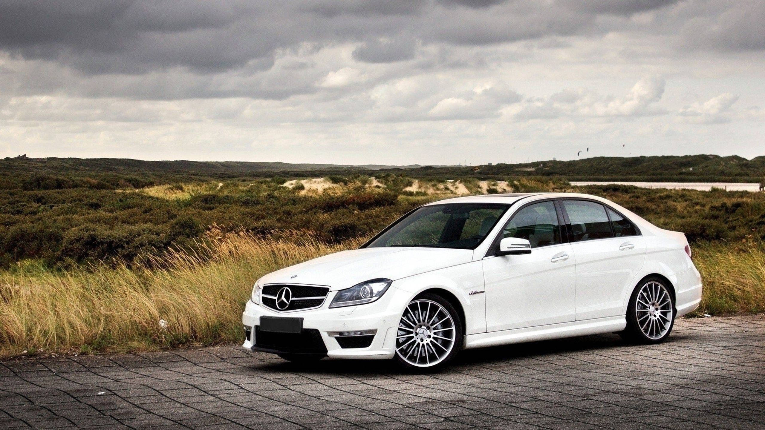 Captivating Luxury: Mercedes Benz Hd Background