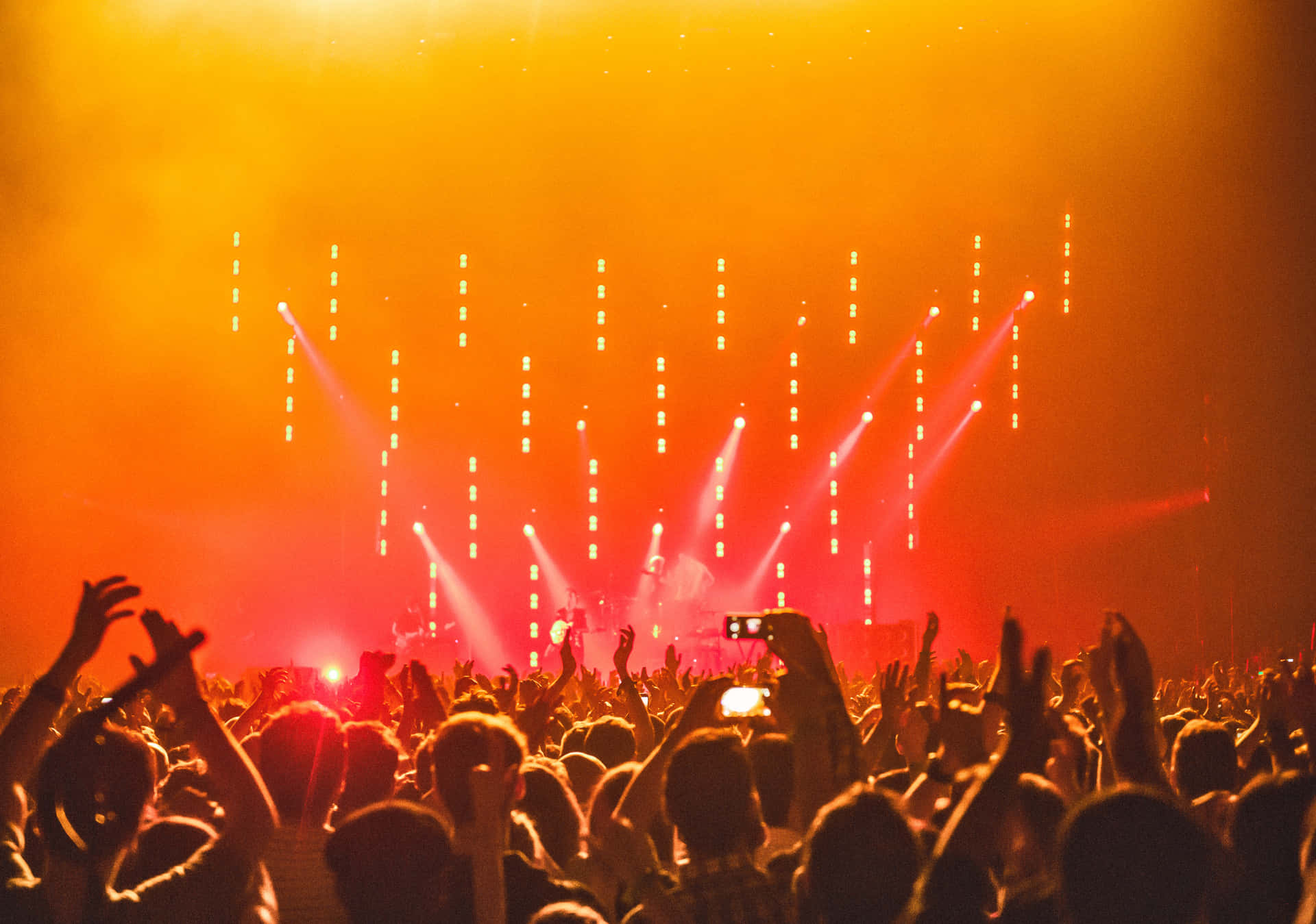 Captivating Music Festival Moments Background