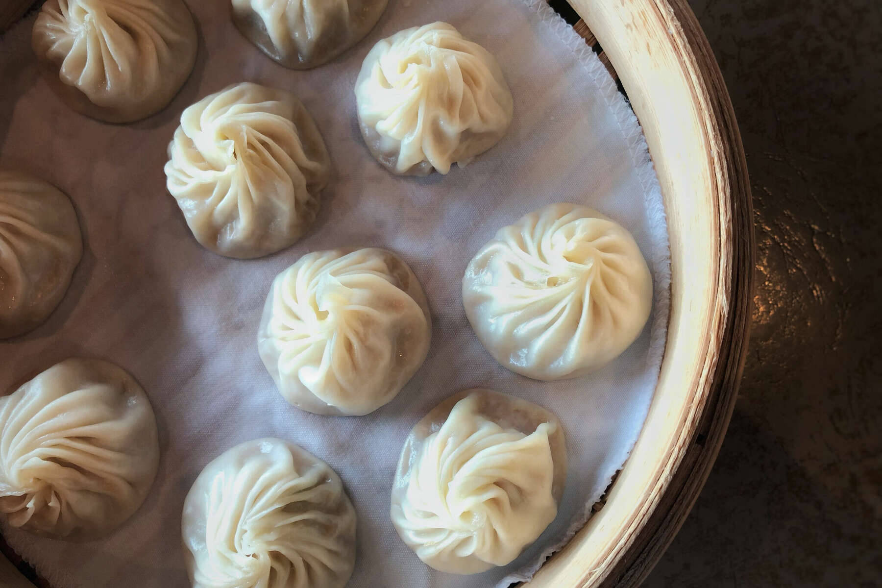 Captivating Steamy Xiaolongbao Delight