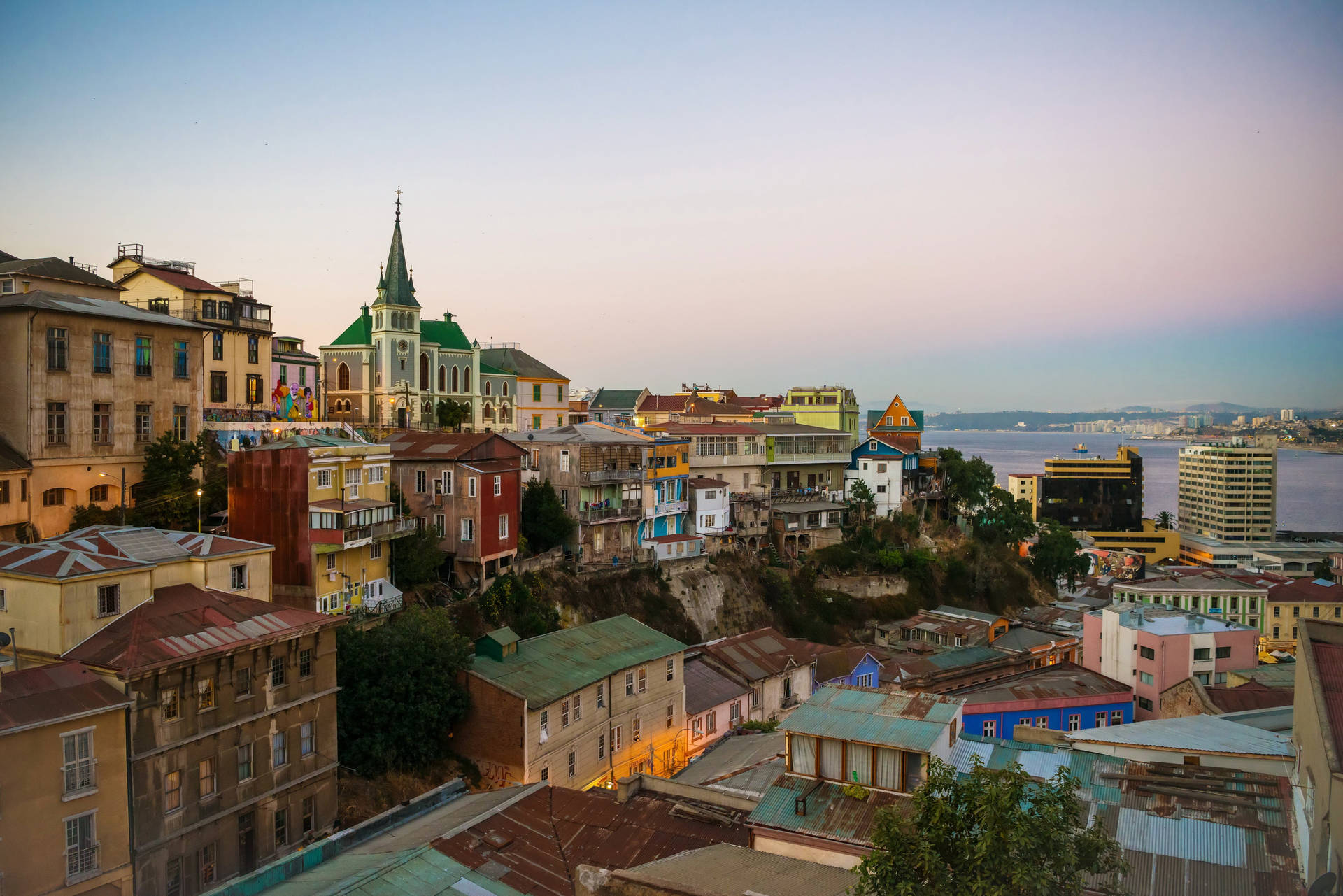 Captivating View Of Colorful Valparaiso City, Chile Background