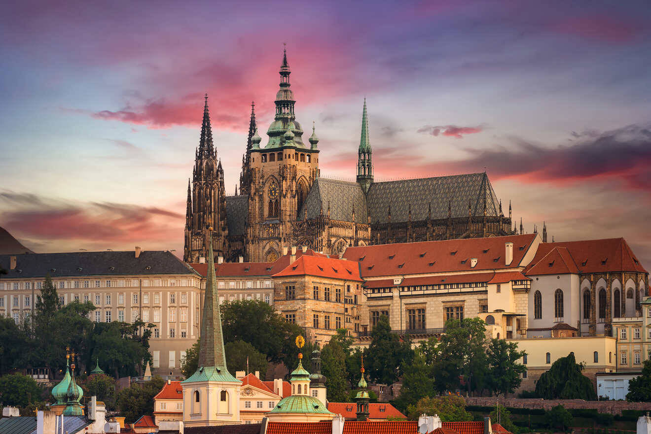 Captivating View Of The Prague Saint Vitus Cathedral Background