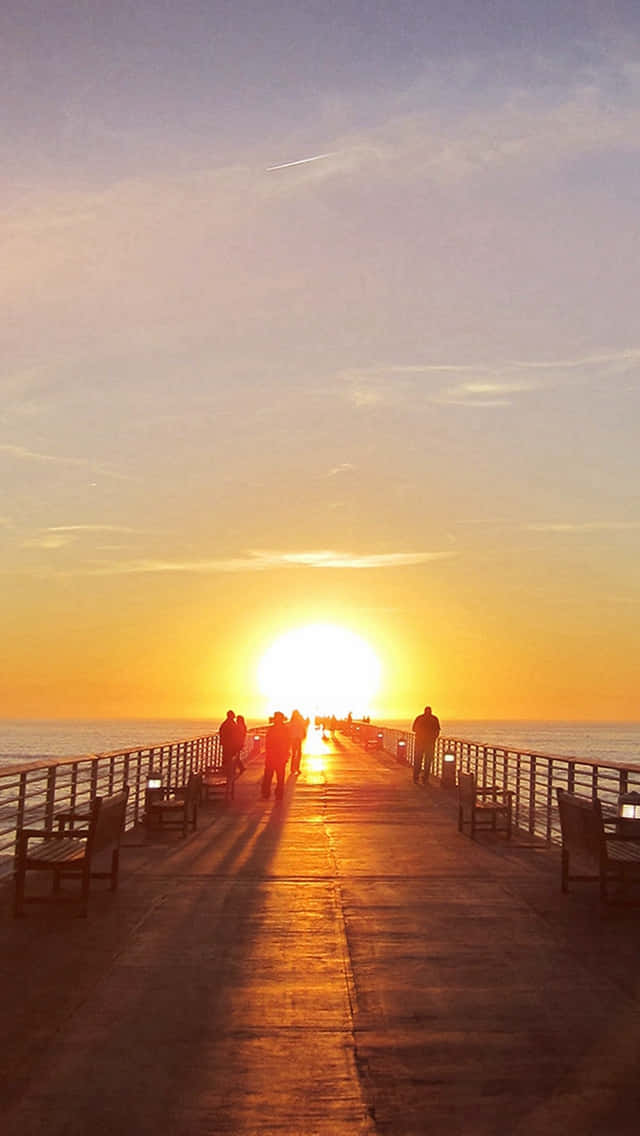 Capture The Last Bit Of Summer Background