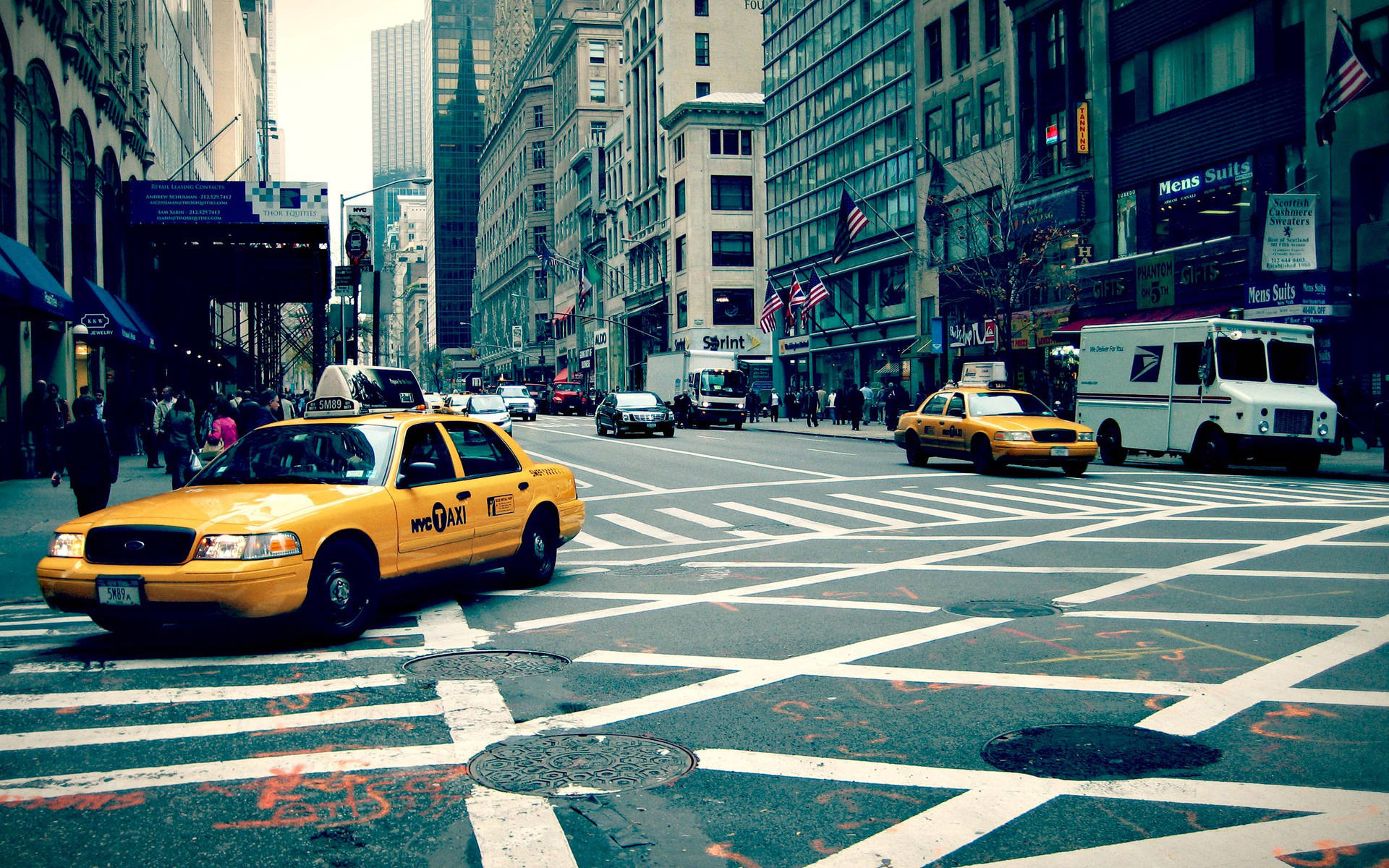 Capturing The Hustle And Bustle Of New York Street Background