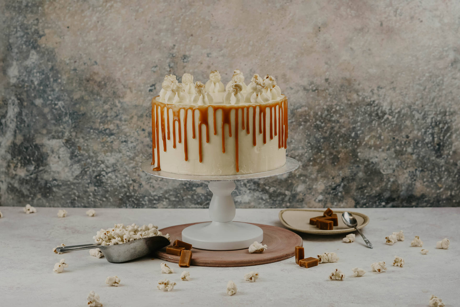 Caramel Popcorn Cake Background